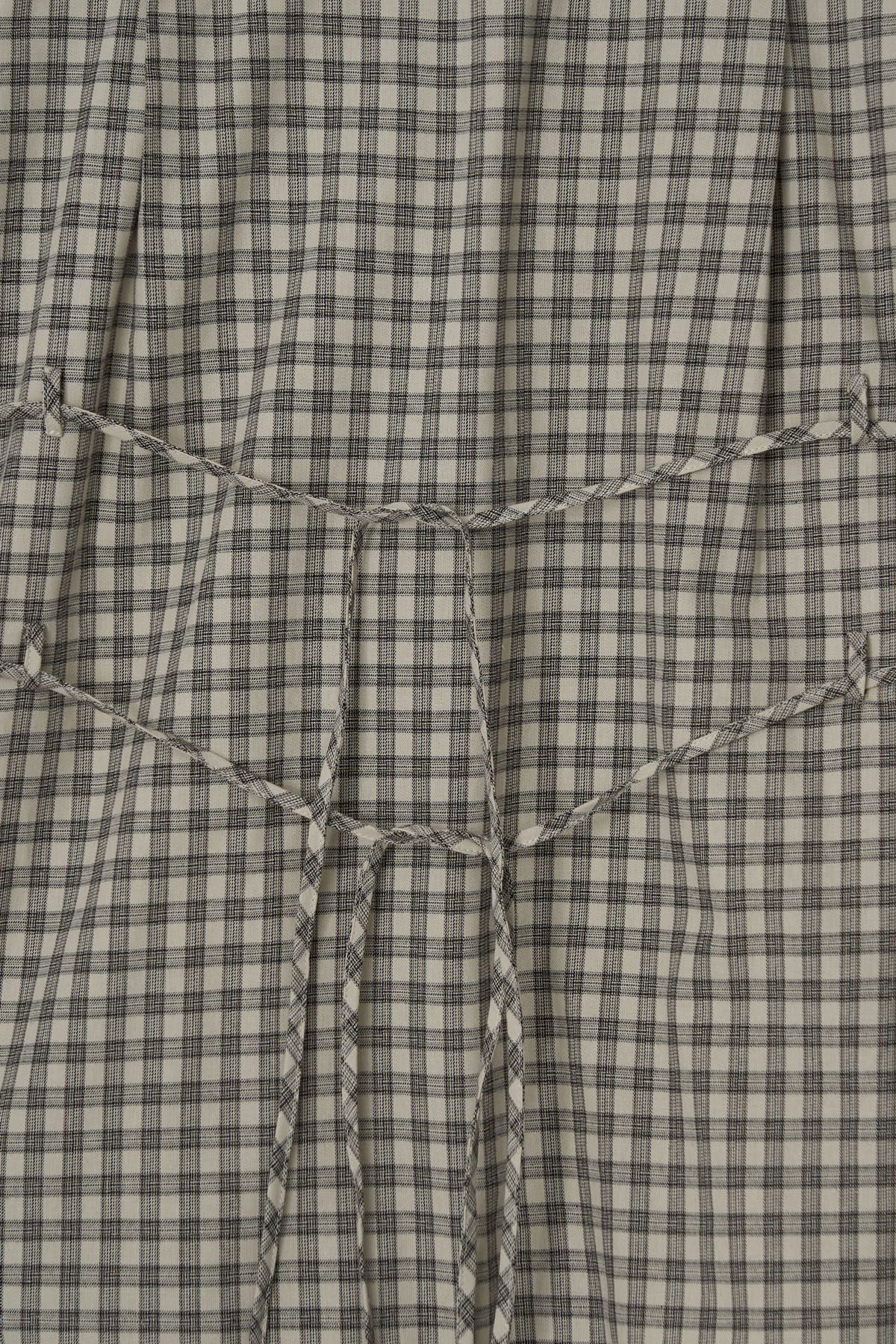 더페니(THE PENNY) CHECK RIBBON BLOUSE - Beige