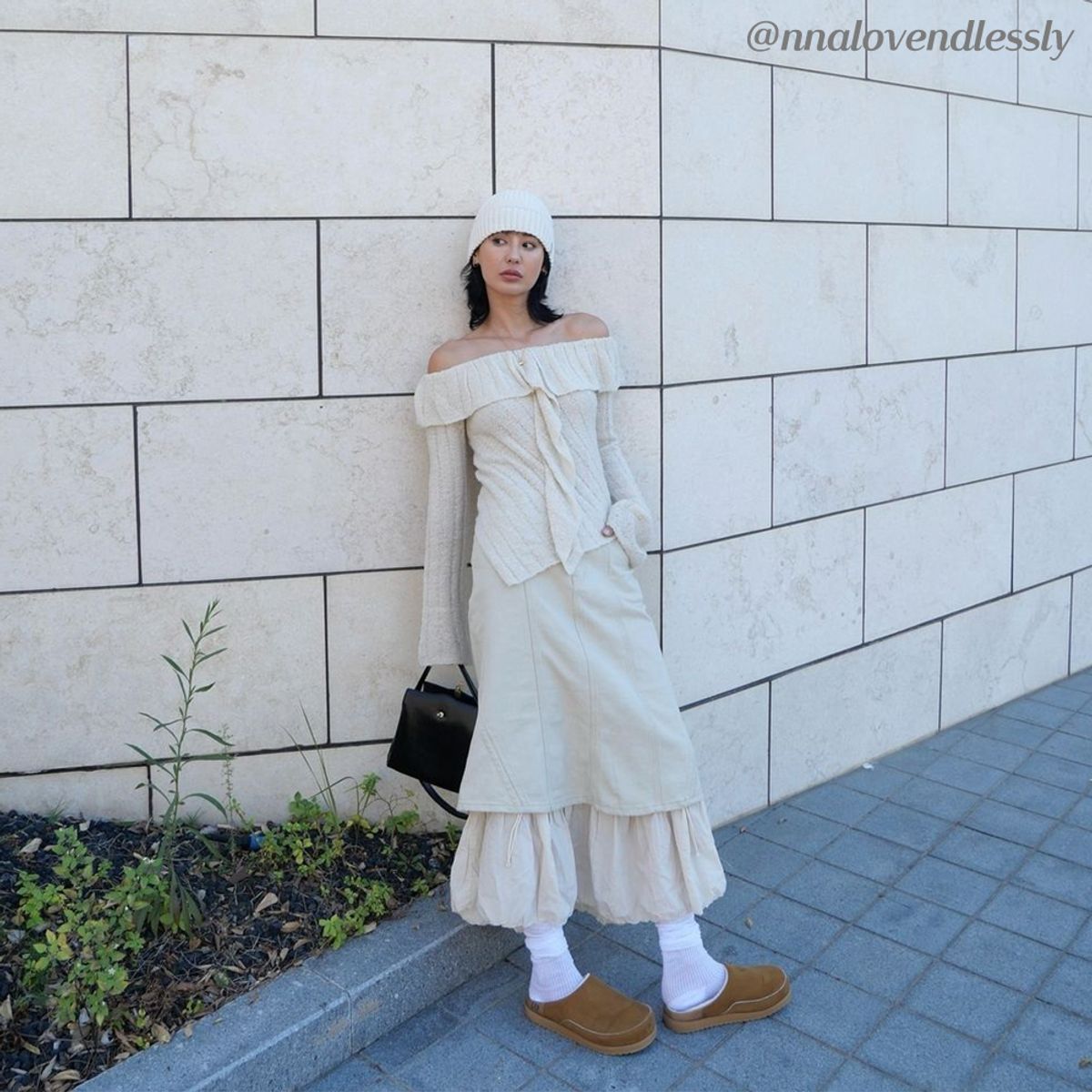 갭(GAP) 네오 스웨이드 슬리퍼 브라운