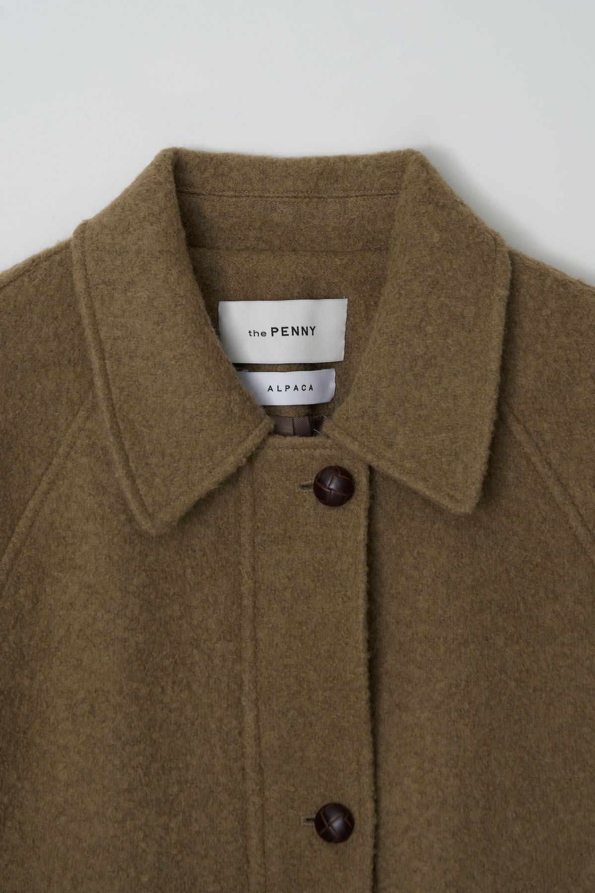 더페니(THE PENNY) ALPACA BOUCLE HALF ZIPUP COAT - Khaki Beige