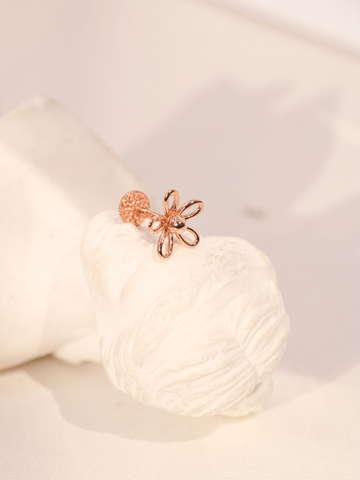 미니멀피어싱(MINIMALPIERCING) 14K 다섯 꽃잎 플라워 라블렛 피어싱