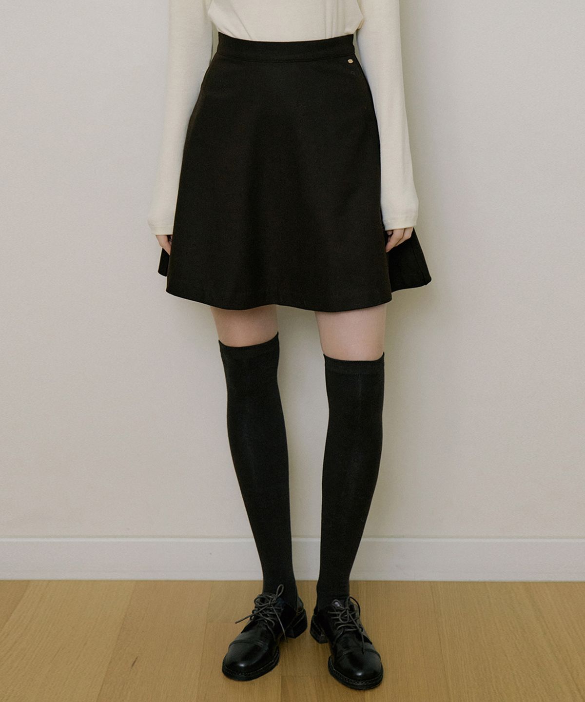 리올그(REORG) EOT SOFT WOOL FLARE MINI SKIRT CHOCO BROWN