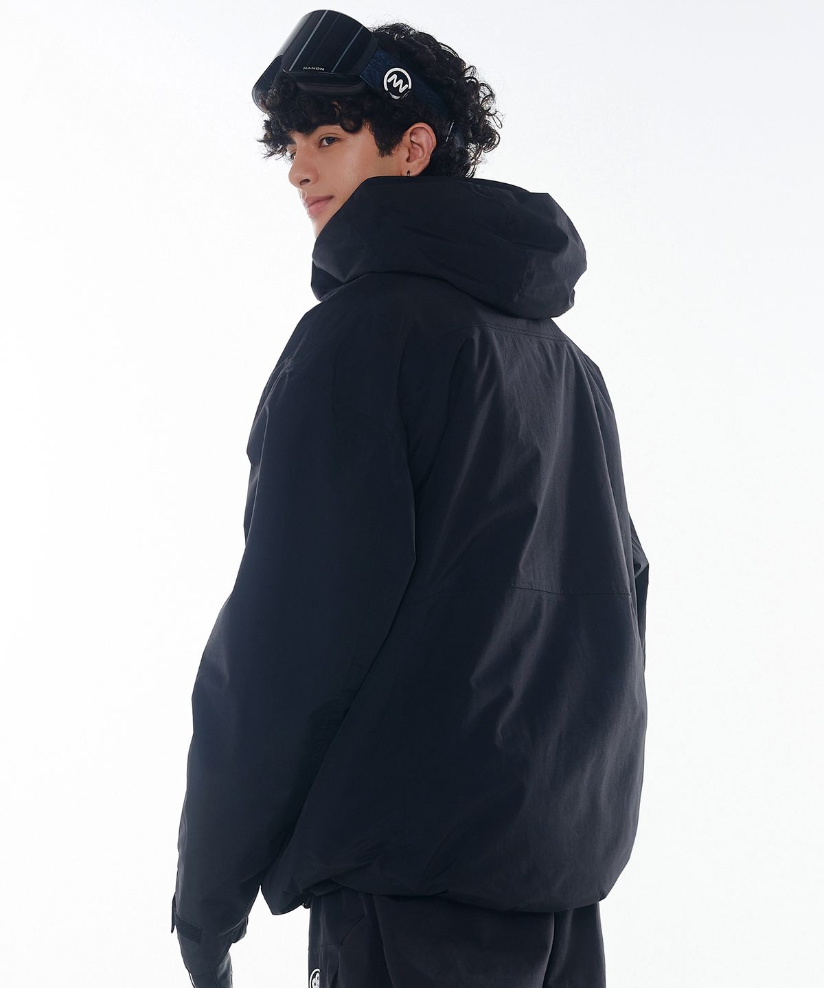 돌아우터웨어(DOLL OUTERWEAR) 2425 아르떼 보드복 자켓 블랙 남녀공용
