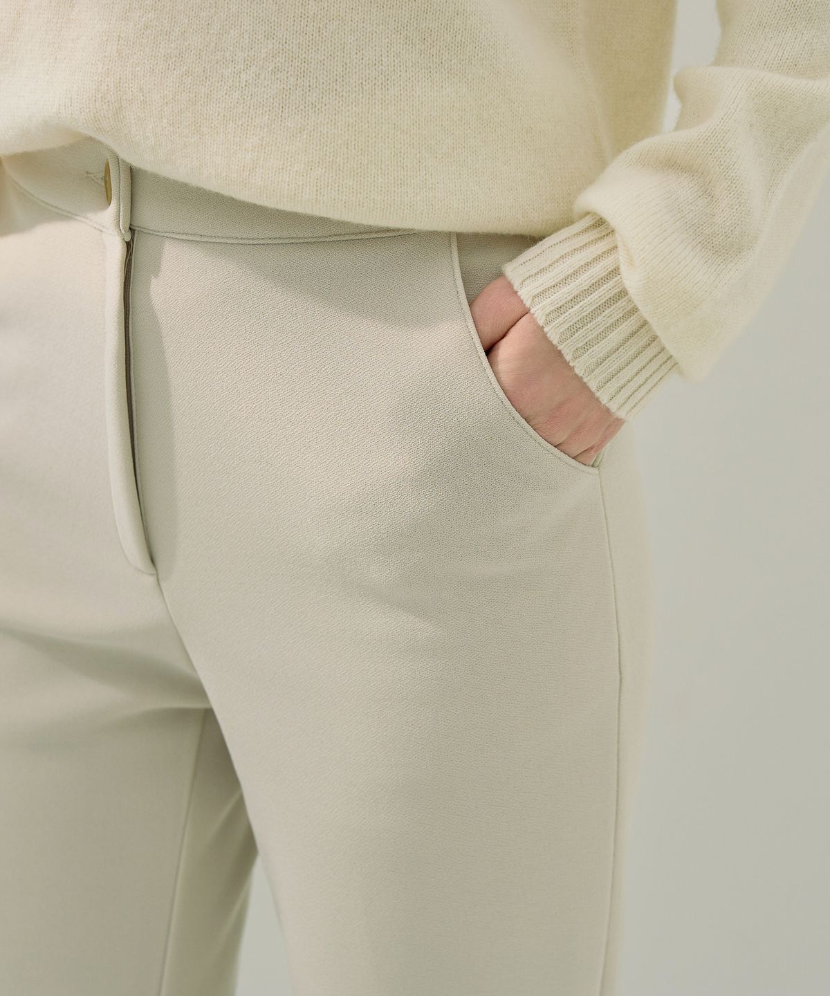 논앤논(NON AND NON) BOOTCUT LEG ELASTIC SLACKS_NFSL4144 (CREAM BEIGE)