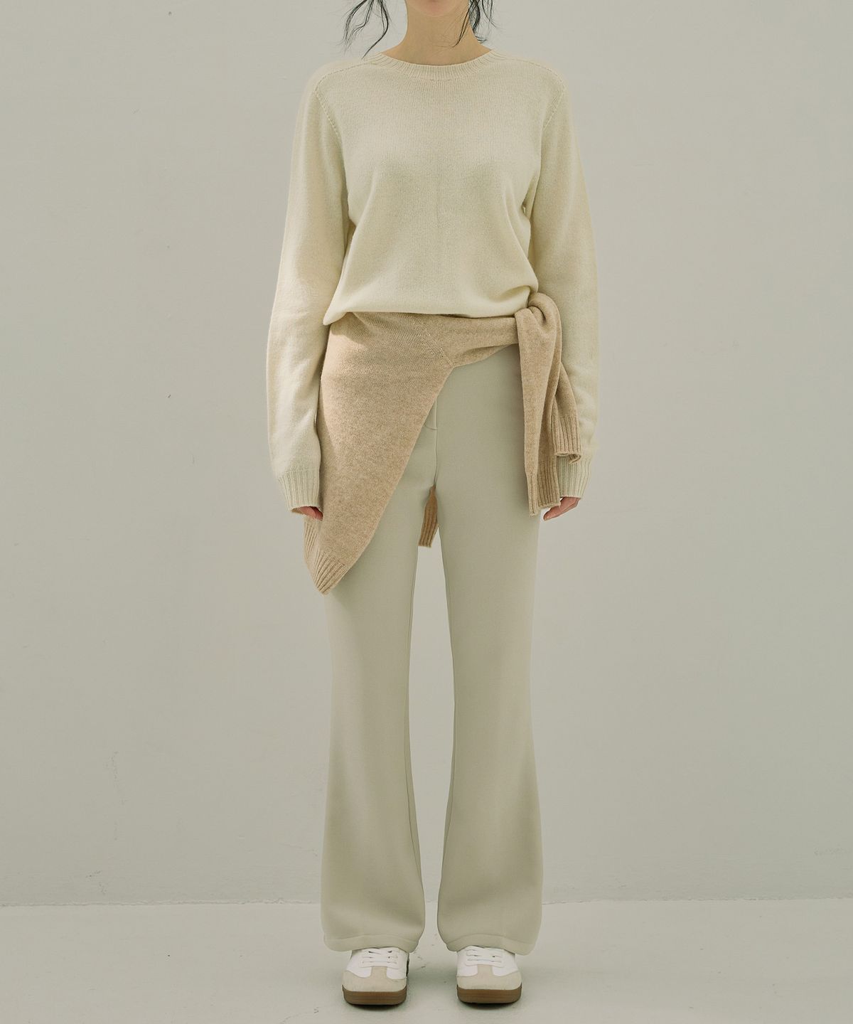 논앤논(NON AND NON) BOOTCUT LEG ELASTIC SLACKS_NFSL4144 (CREAM BEIGE)