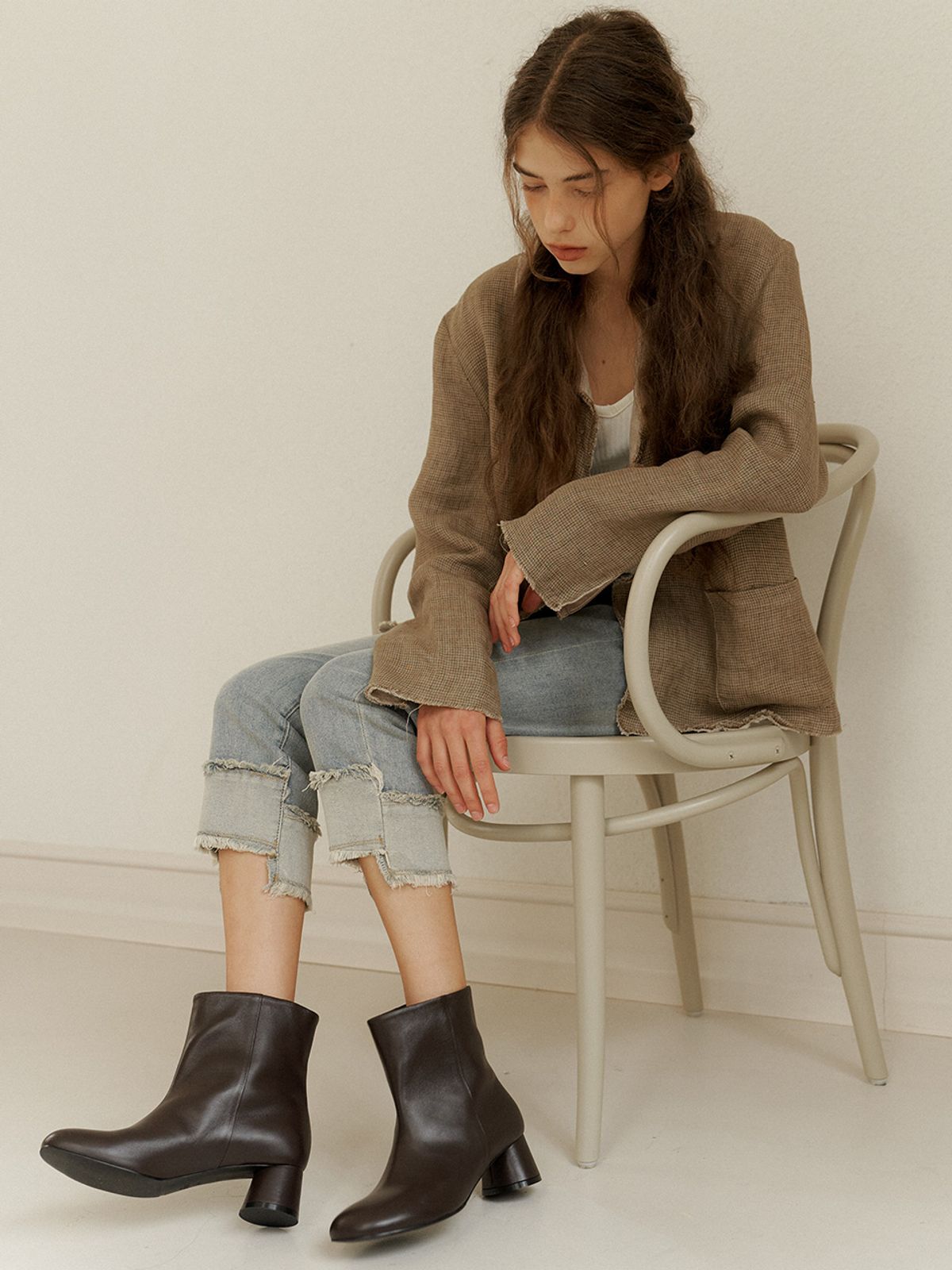 더조히(THE JOHI) Sage Ankle Boots_2 Colors