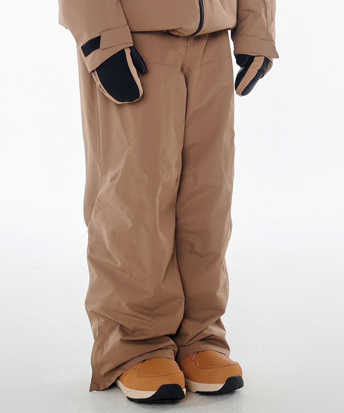 돌아우터웨어(DOLL OUTERWEAR) 2425 아르떼 보드복 팬츠 브라운 남녀공용