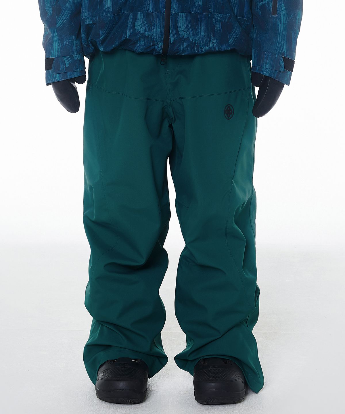 돌아우터웨어(DOLL OUTERWEAR) 2425 아르떼 보드복 팬츠 그린 남녀공용