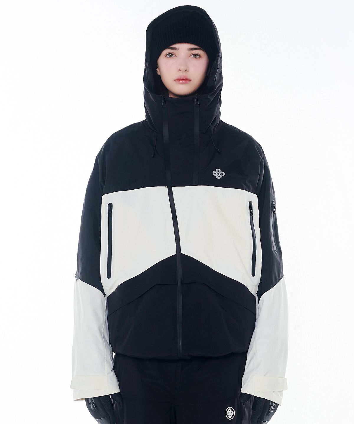 돌아우터웨어(DOLL OUTERWEAR) 2425 악티보 보드복 자켓 블랙/화이트 남녀공용