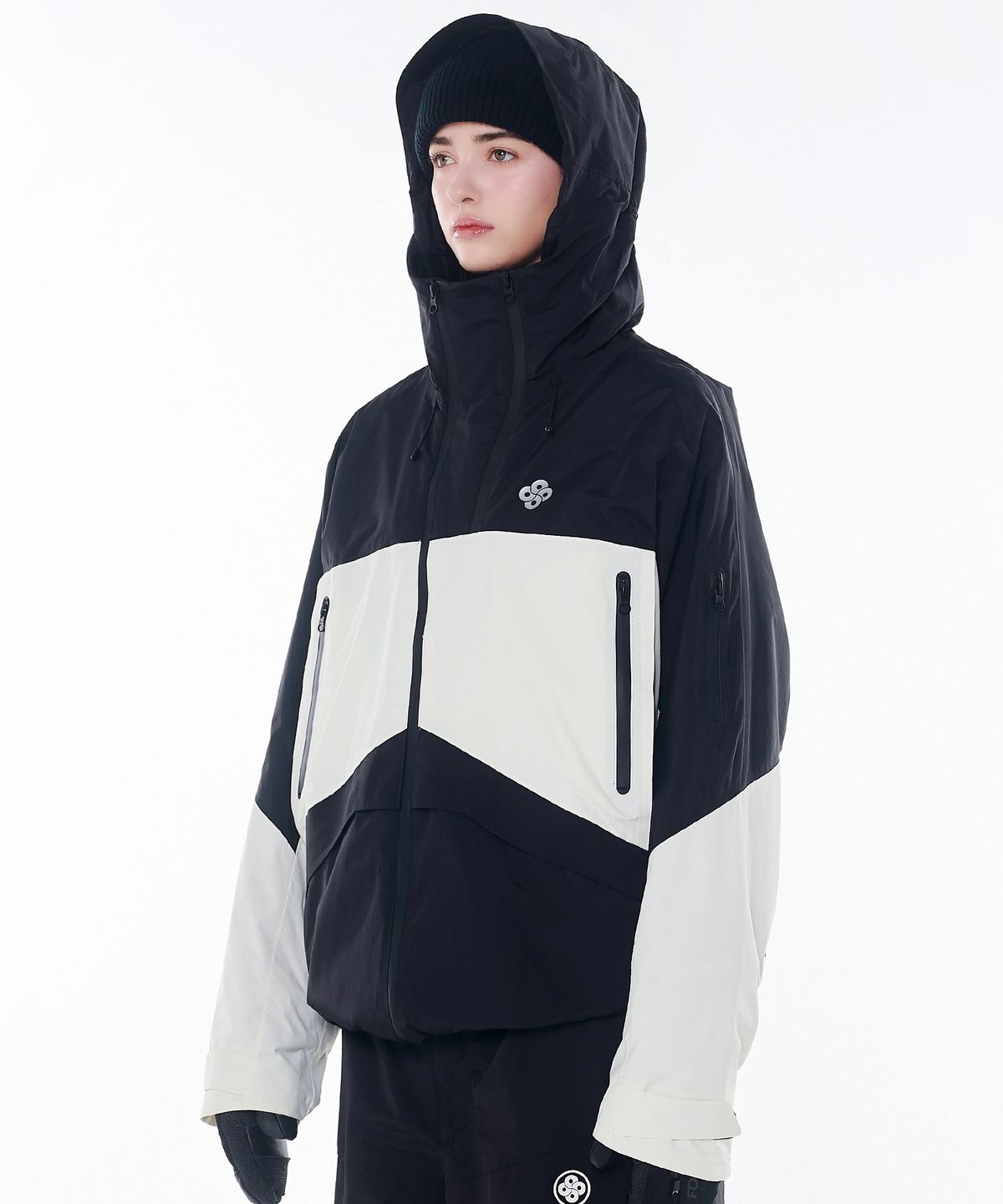 돌아우터웨어(DOLL OUTERWEAR) 2425 악티보 보드복 자켓 블랙/화이트 남녀공용