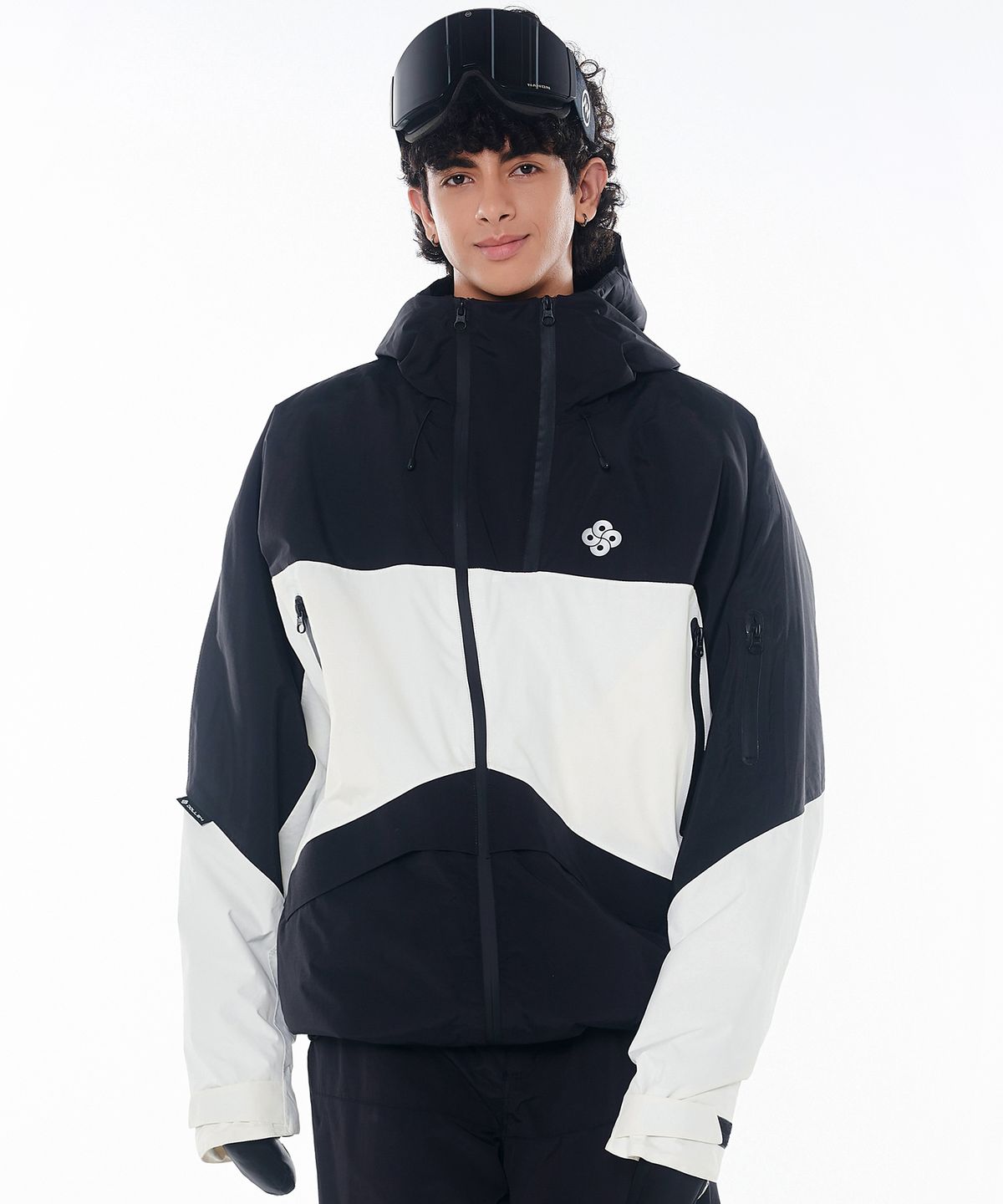 돌아우터웨어(DOLL OUTERWEAR) 2425 악티보 보드복 자켓 블랙/화이트 남녀공용