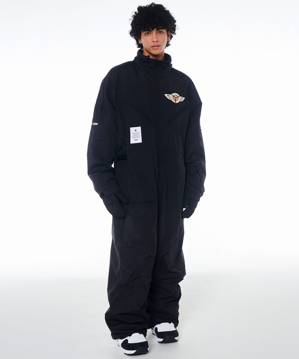 돌아우터웨어(DOLL OUTERWEAR) 2425 볼칸 보드복 워크 점프슈트 블랙 남녀공용
