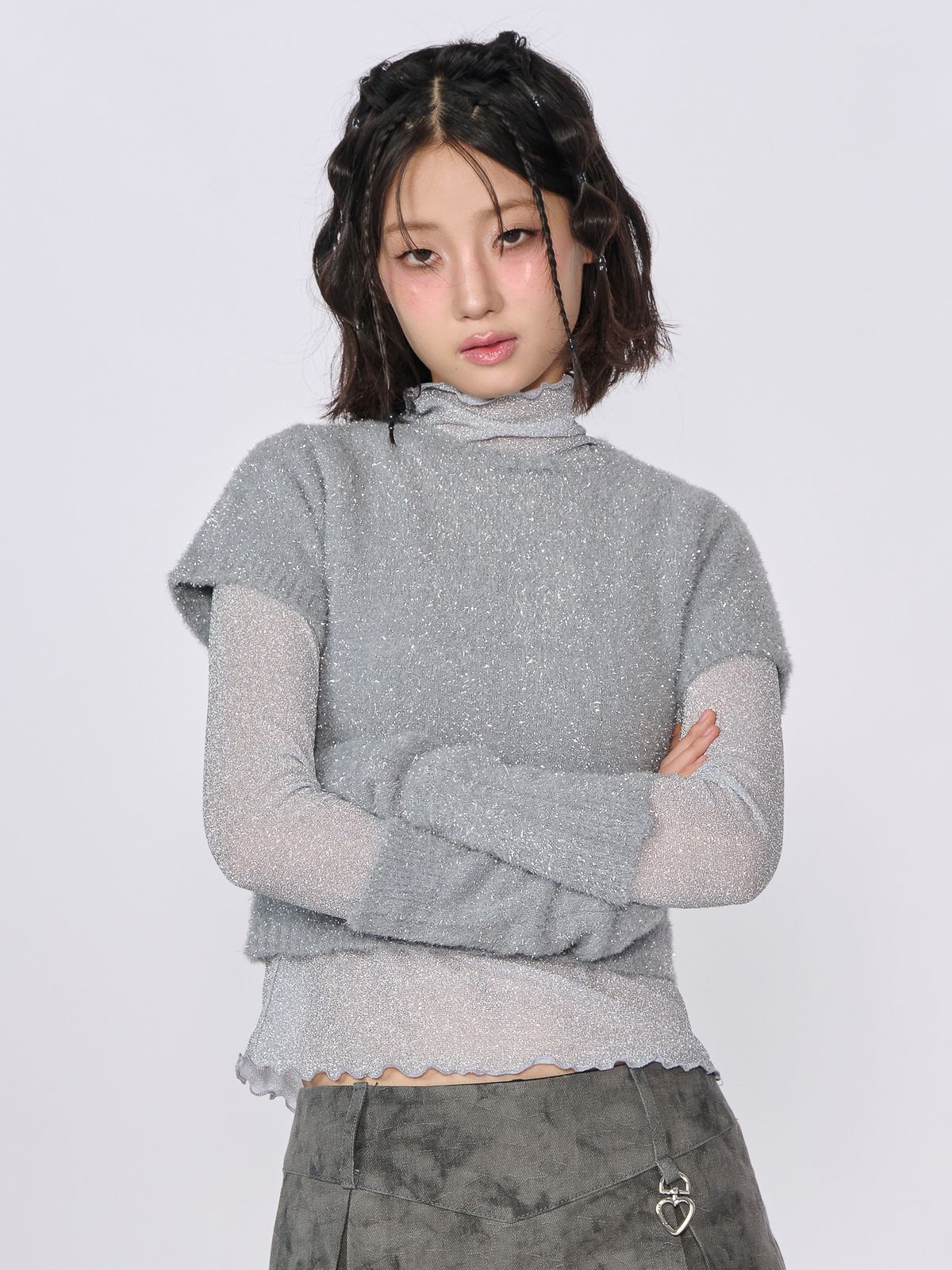 언유주얼 노말(UNUSUALNORMAL) SPARKLE SYMBOL KNIT TOP_SILVER