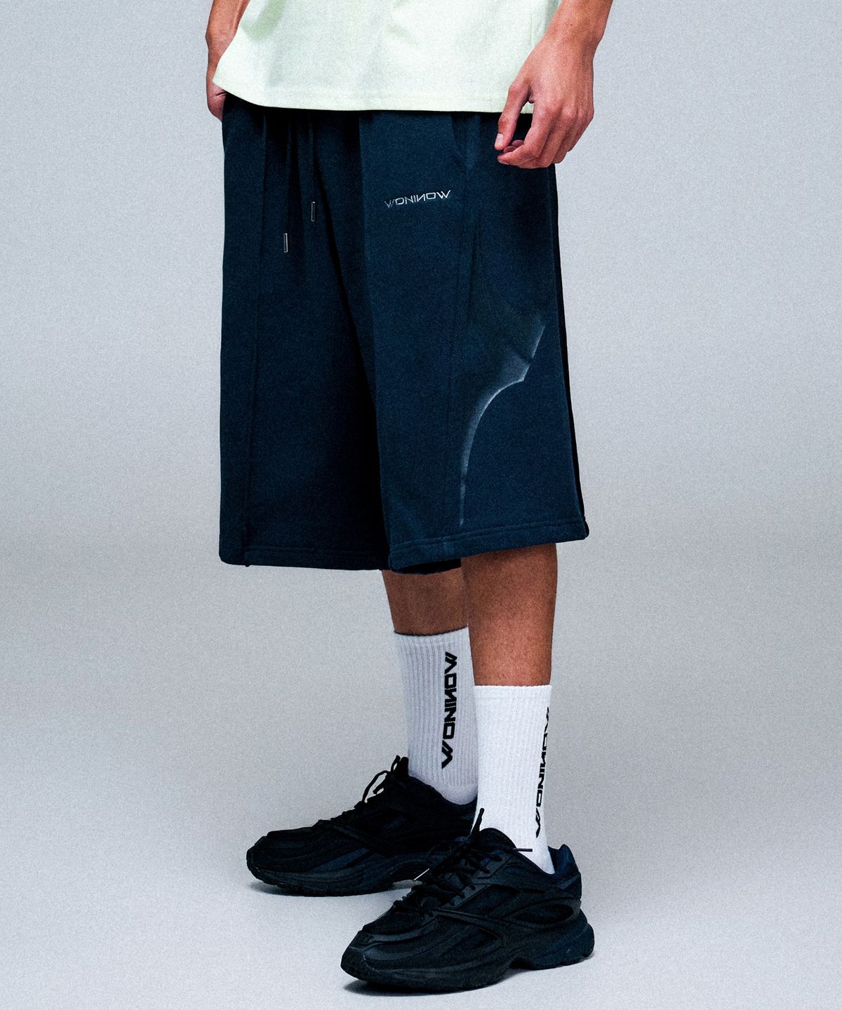원나우(WONINOW) LUX Bermuda pants_NAVY