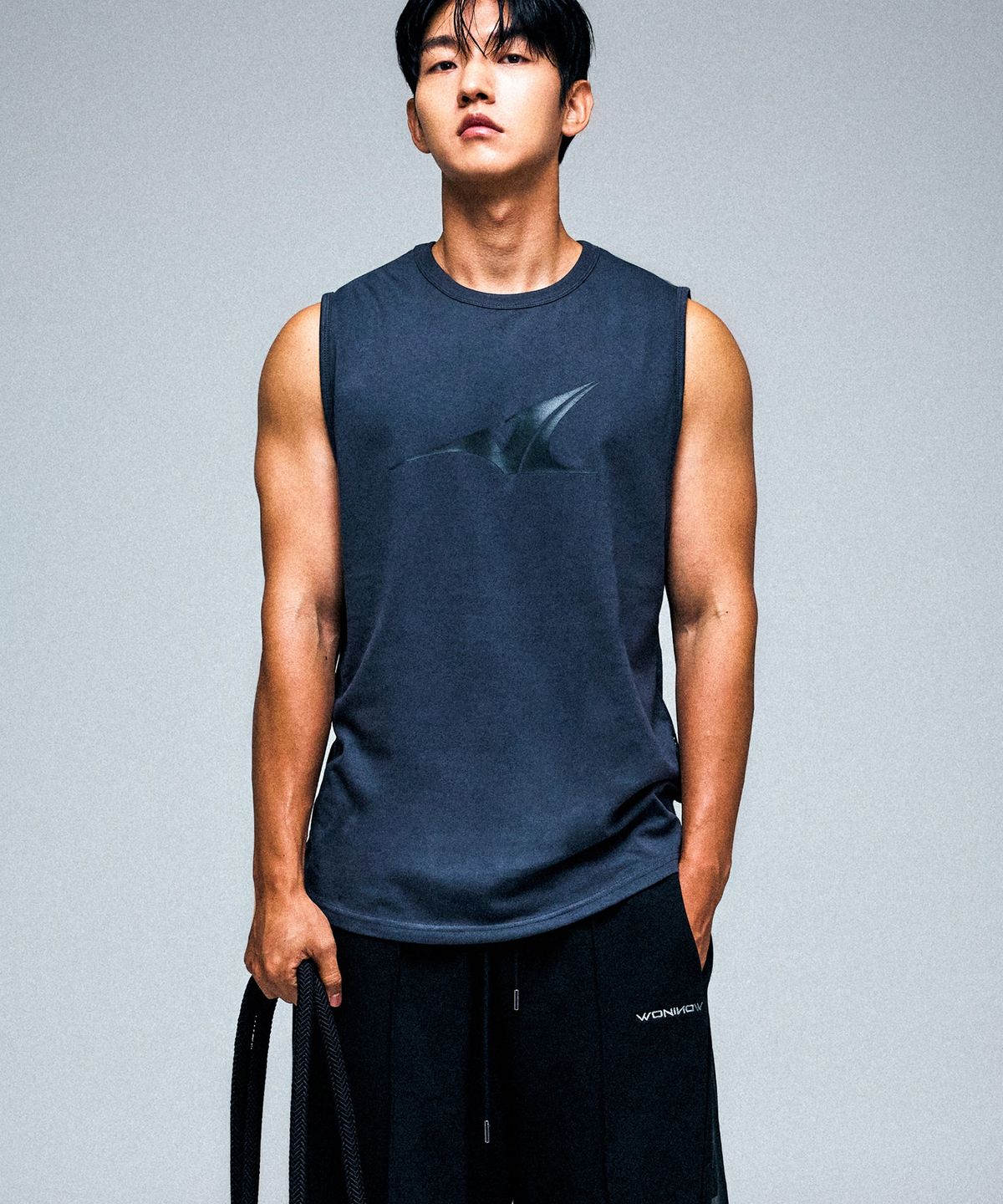 원나우(WONINOW) LUX Standard Sleeveless_CHARCOAL