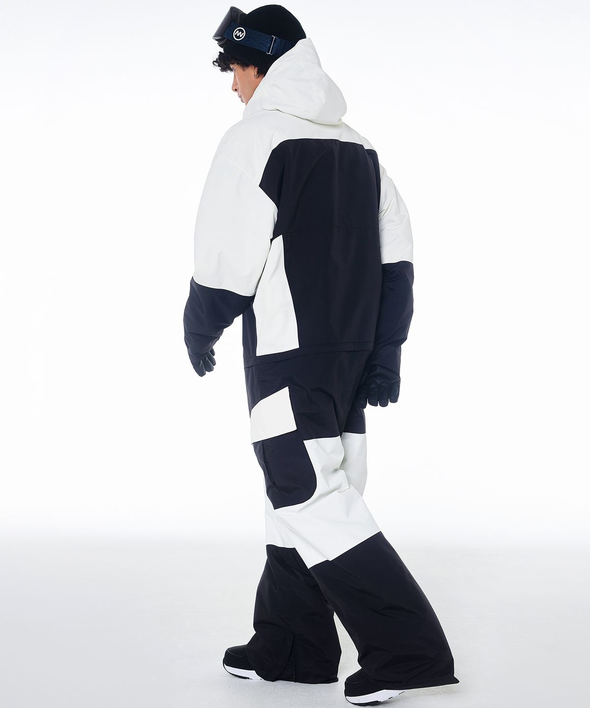 돌아우터웨어(DOLL OUTERWEAR) 2425 리브레 보드복 점프슈트 블랙 남녀공용