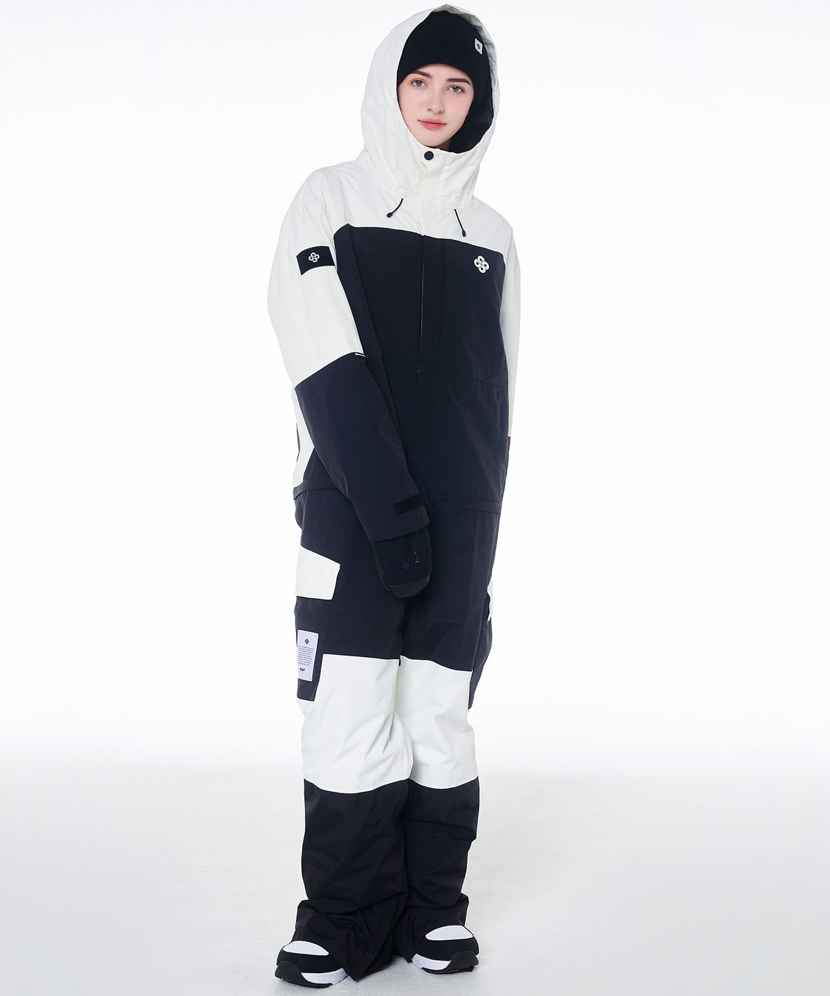 돌아우터웨어(DOLL OUTERWEAR) 2425 리브레 보드복 점프슈트 블랙 남녀공용