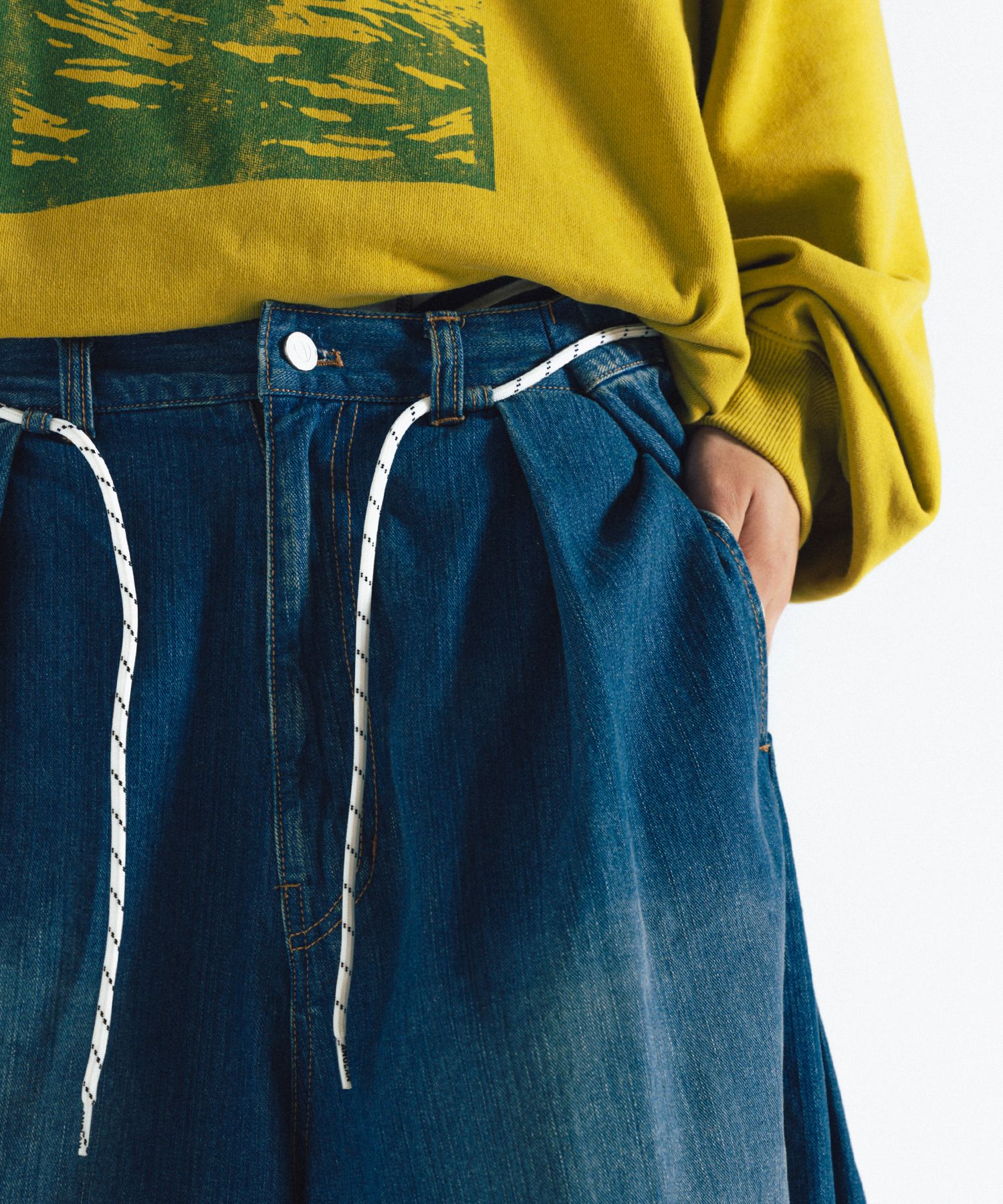 MUSINSA | ANGLAN Lap Pleated Washed Denim Pants - Deep Blue
