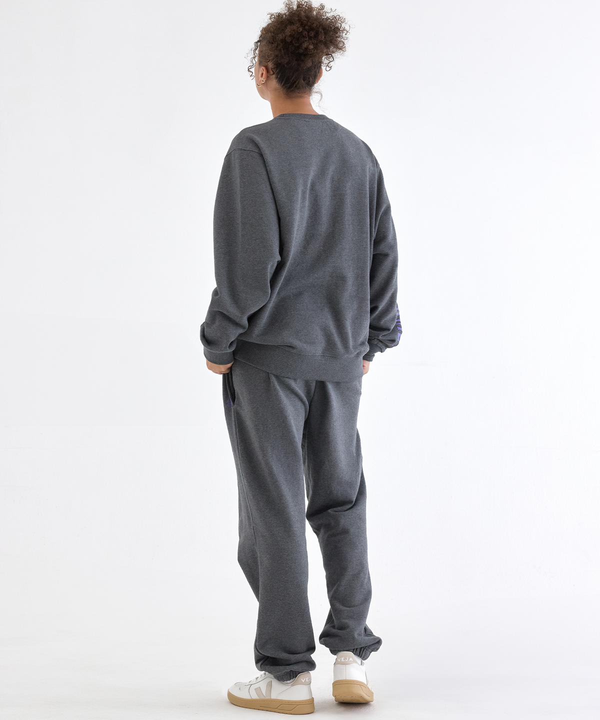 오드삭스(ODDSOCKS) ODD PLAYER 트레이닝 바지 차콜
