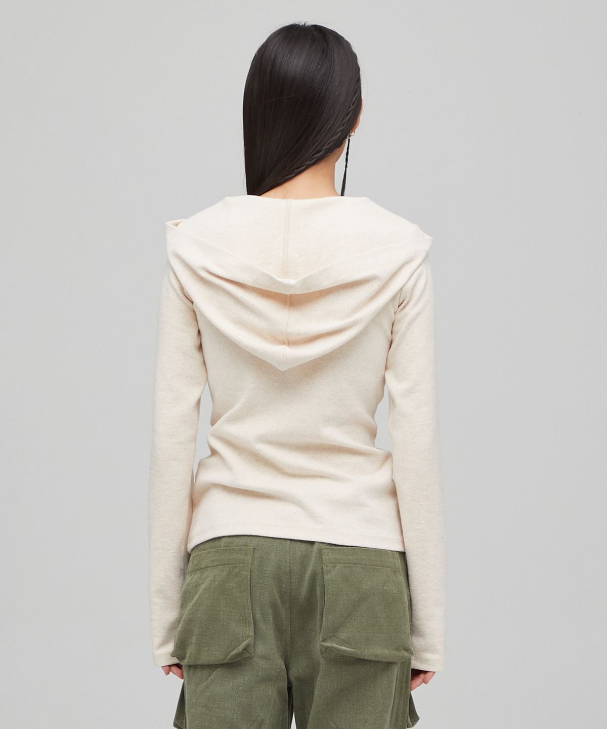 라라폭스(LALAFOX) V NECK SHIRRRING HOODIE OATMEAL BQ4CL026