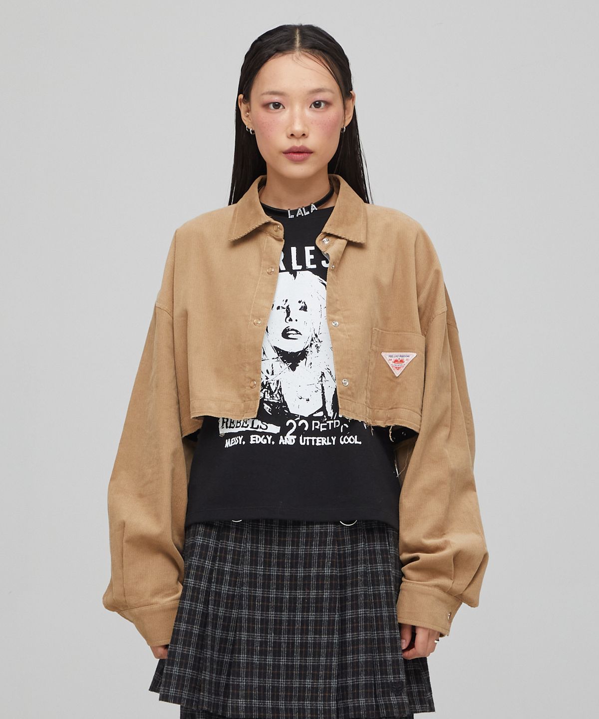 라라폭스(LALAFOX) OVERSIZED CORDUROY DETACHABLE SHIRT CAMEL BQ4CB003