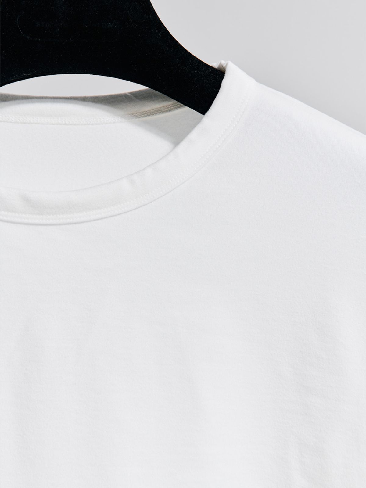 고저(GOZER) UNDER BOODLE ROUND LONG SLEEVES_WHITE