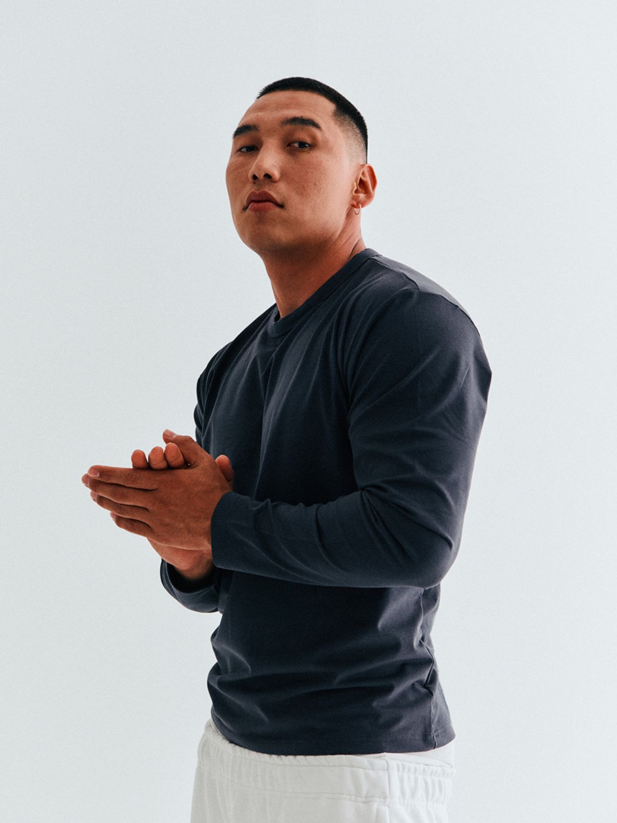 고저(GOZER) UNDER BOODLE ROUND LONG SLEEVES_CHARCOAL