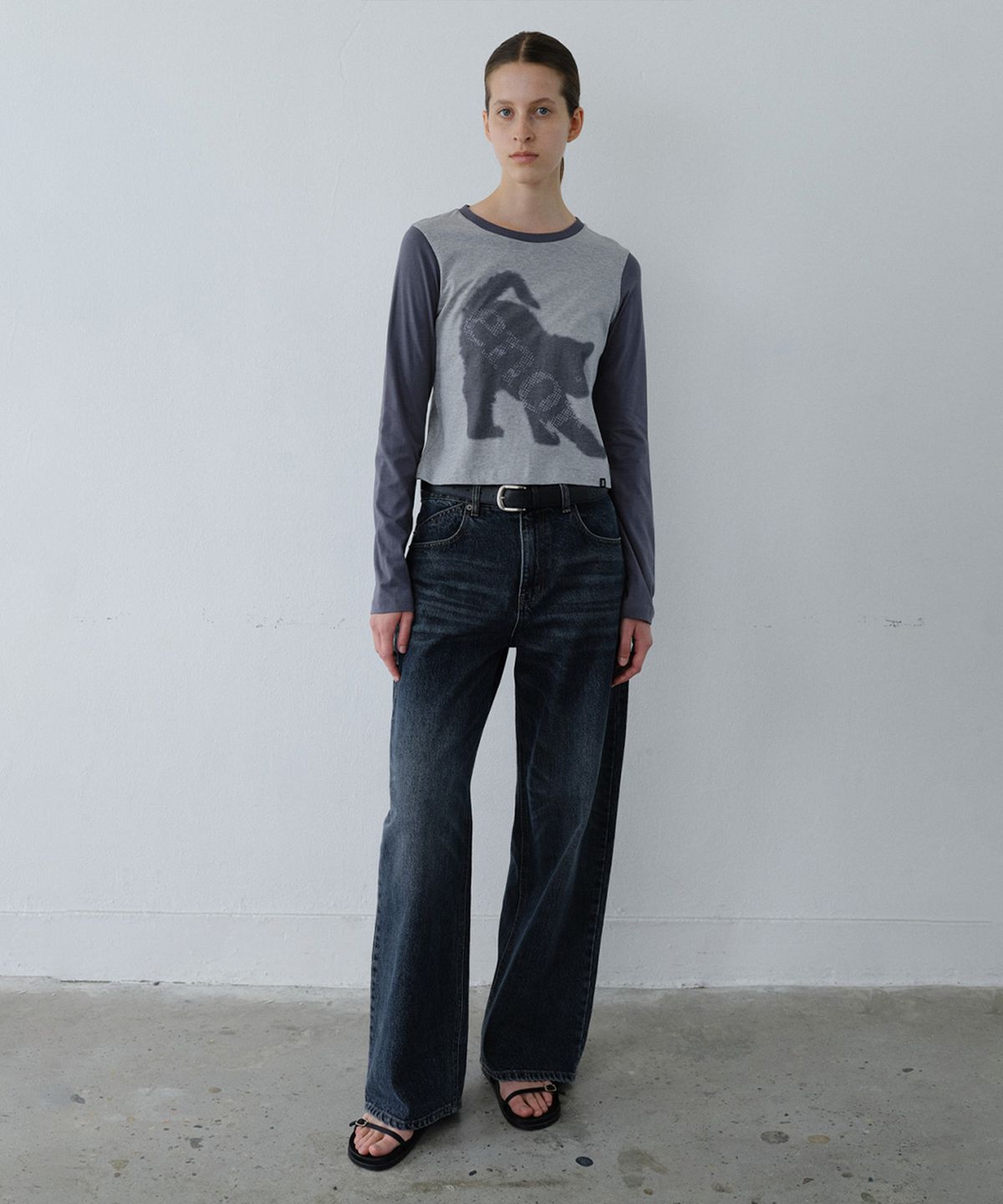 엔오르(EN OR) LOOSE FIT WASHED DENIM PANTS - NAVY