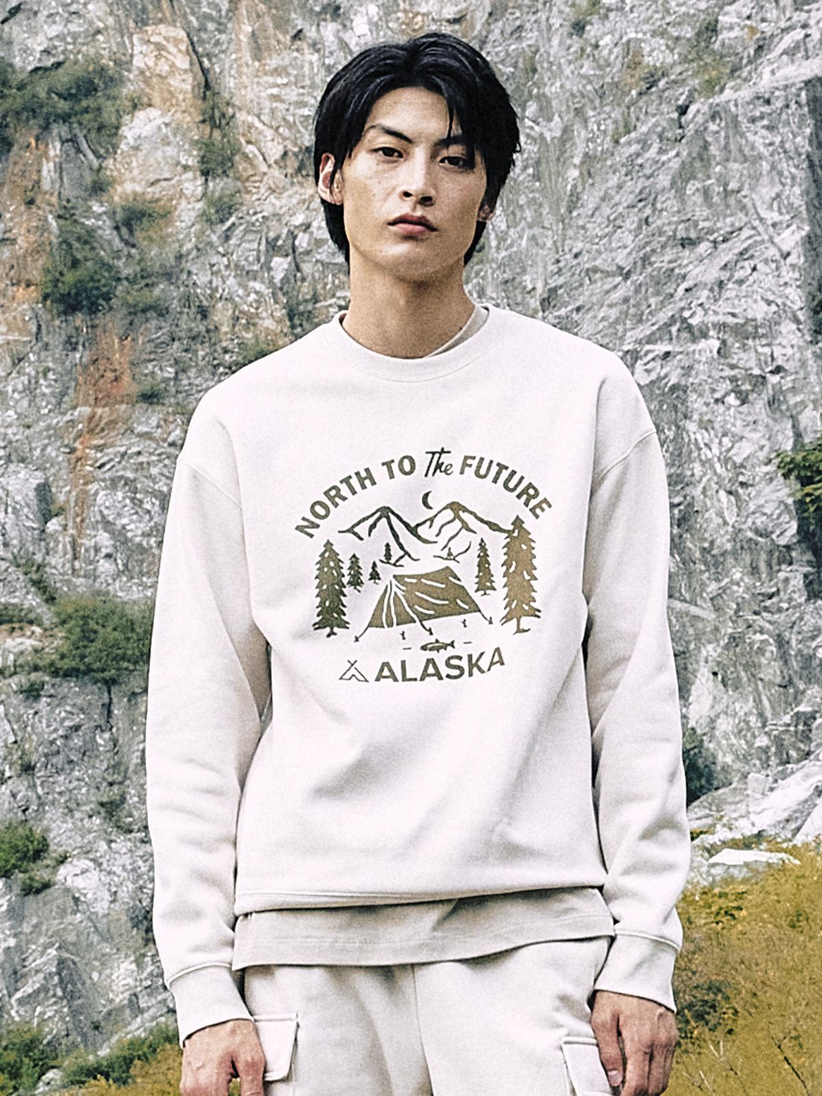알래스카(ALASKA) 남성) 플리스 그래픽 맨투맨_PAE4TR1810