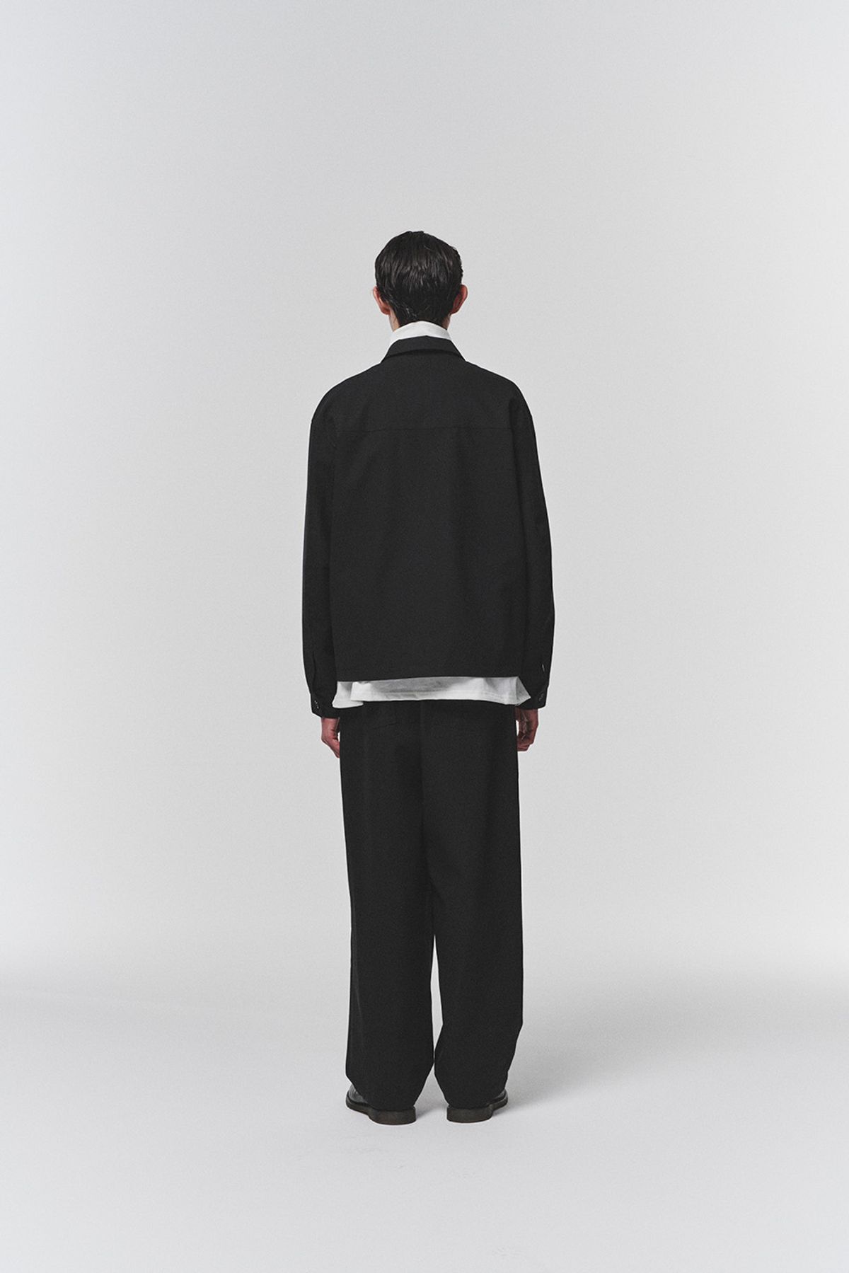히즈핸더(HISHANDER) ONE PLEATS WIDE EASY PANTS BLACK
