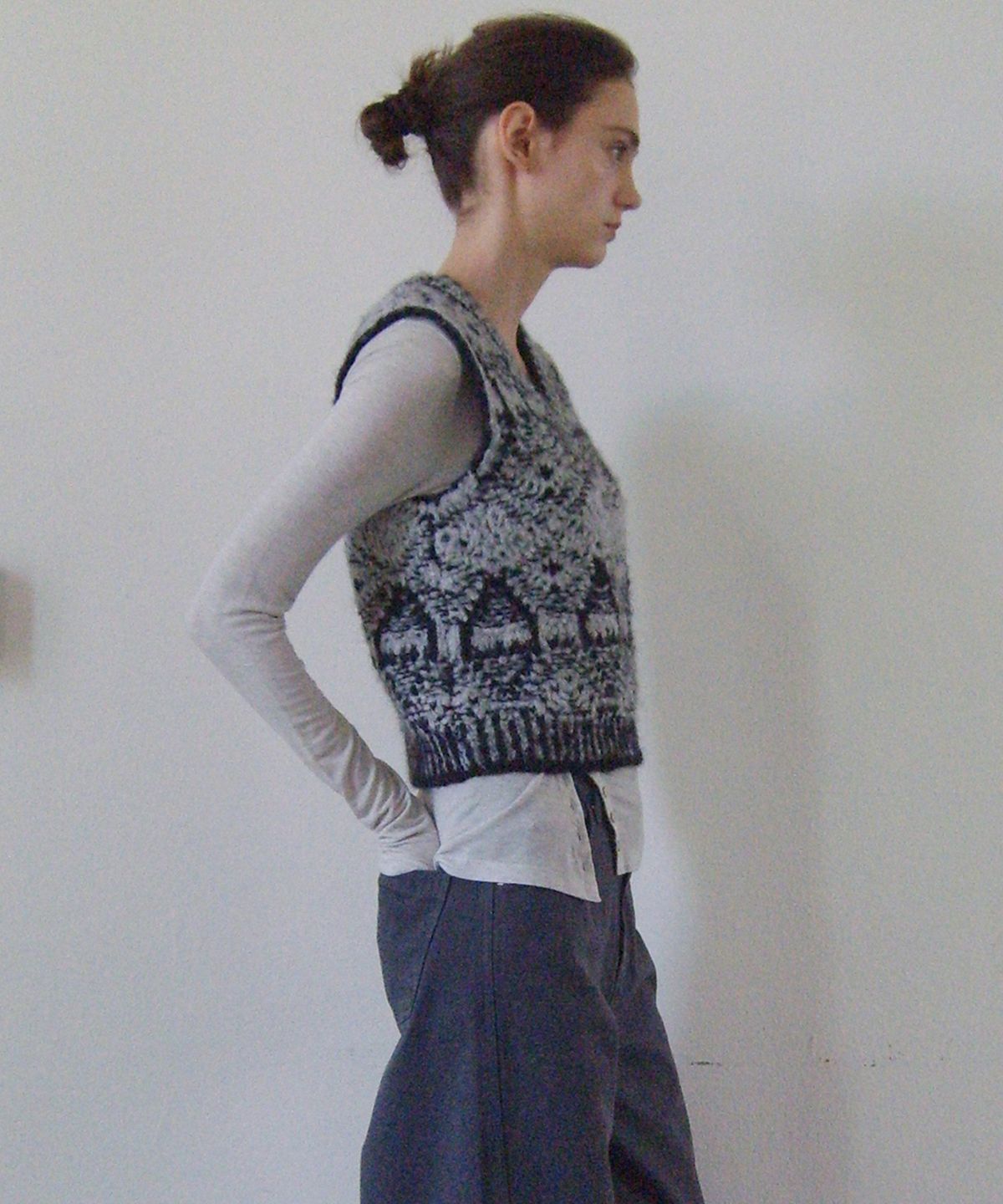 엔오르(EN OR) [ALPACA 35%] SUPERFINE ALPACA NORDIC VEST - NAVY