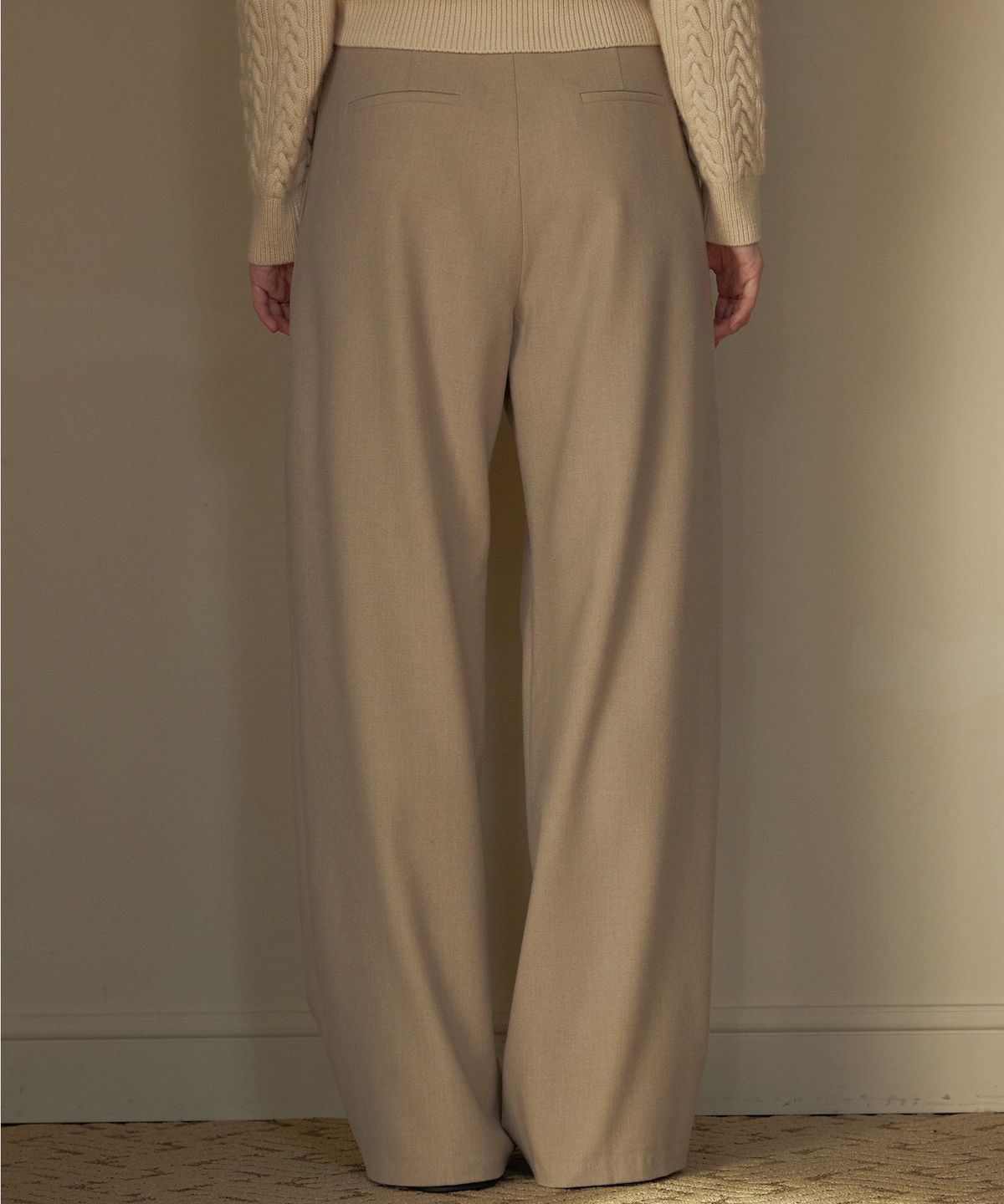 하우스 오브 폰드(HOUSE OF POND) Pintuck wide trousers (Beige)