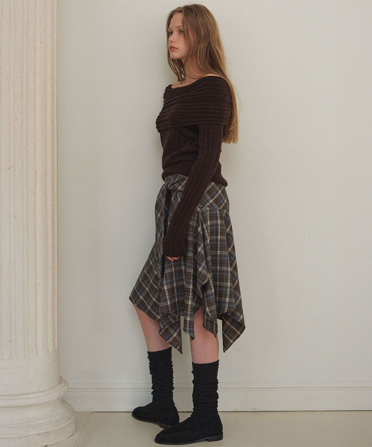 하우스 오브 폰드(HOUSE OF POND) Merino Wool blended off-shoulder sweater_Brown