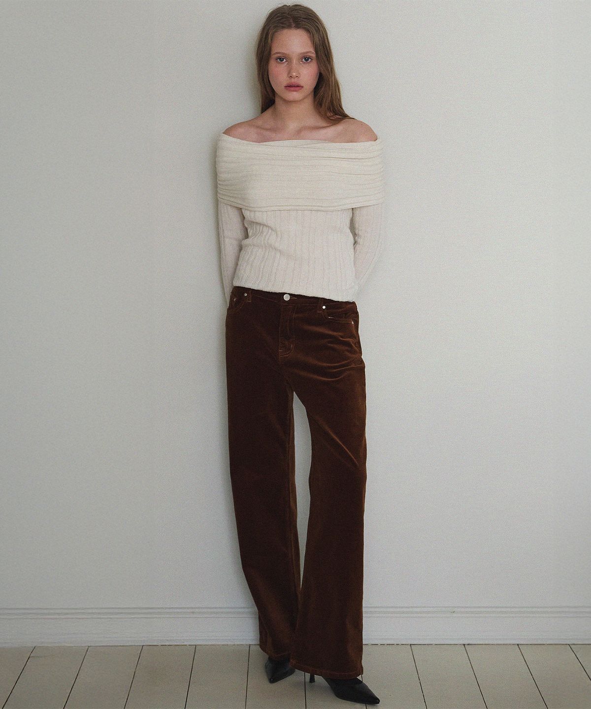 하우스 오브 폰드(HOUSE OF POND) Merino Wool blended off-shoulder sweater_Ivory