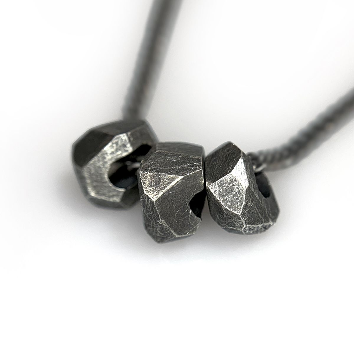 어 그라운드 링(AGROUNDRING) String Necklace