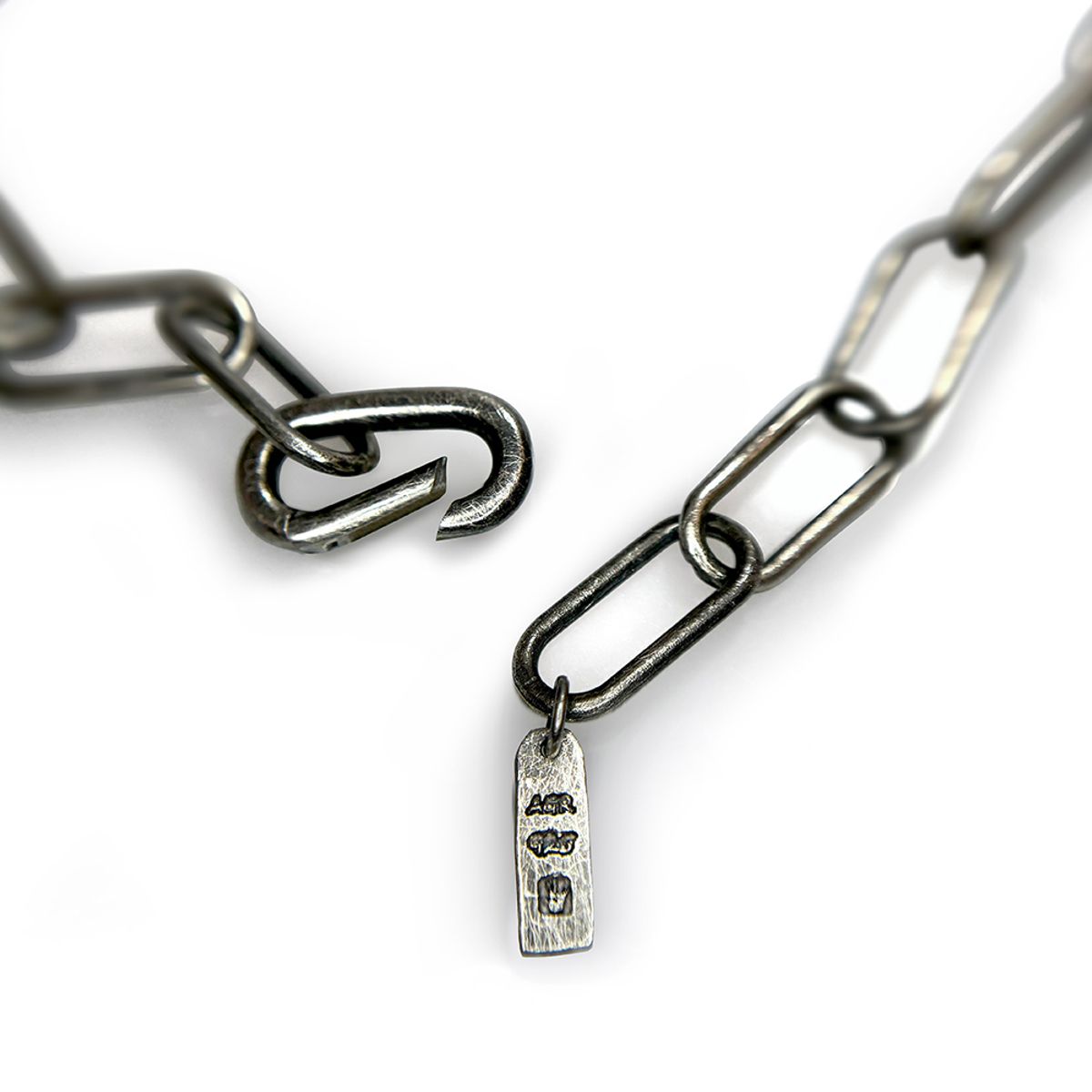 어 그라운드 링(AGROUNDRING) Over Chain Necklace