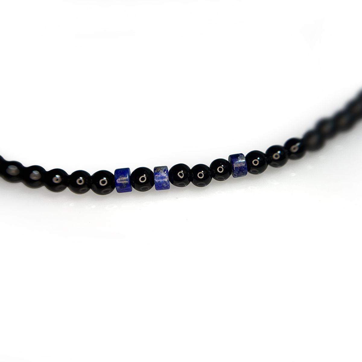 어 그라운드 링(AGROUNDRING) Onyx Bead Necklace (라피스)