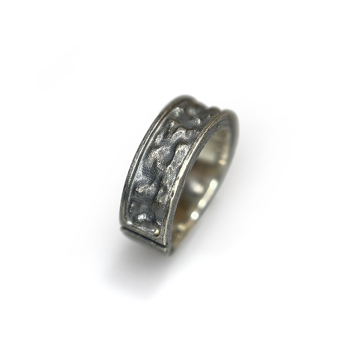 어 그라운드 링(AGROUNDRING) Magma Ring