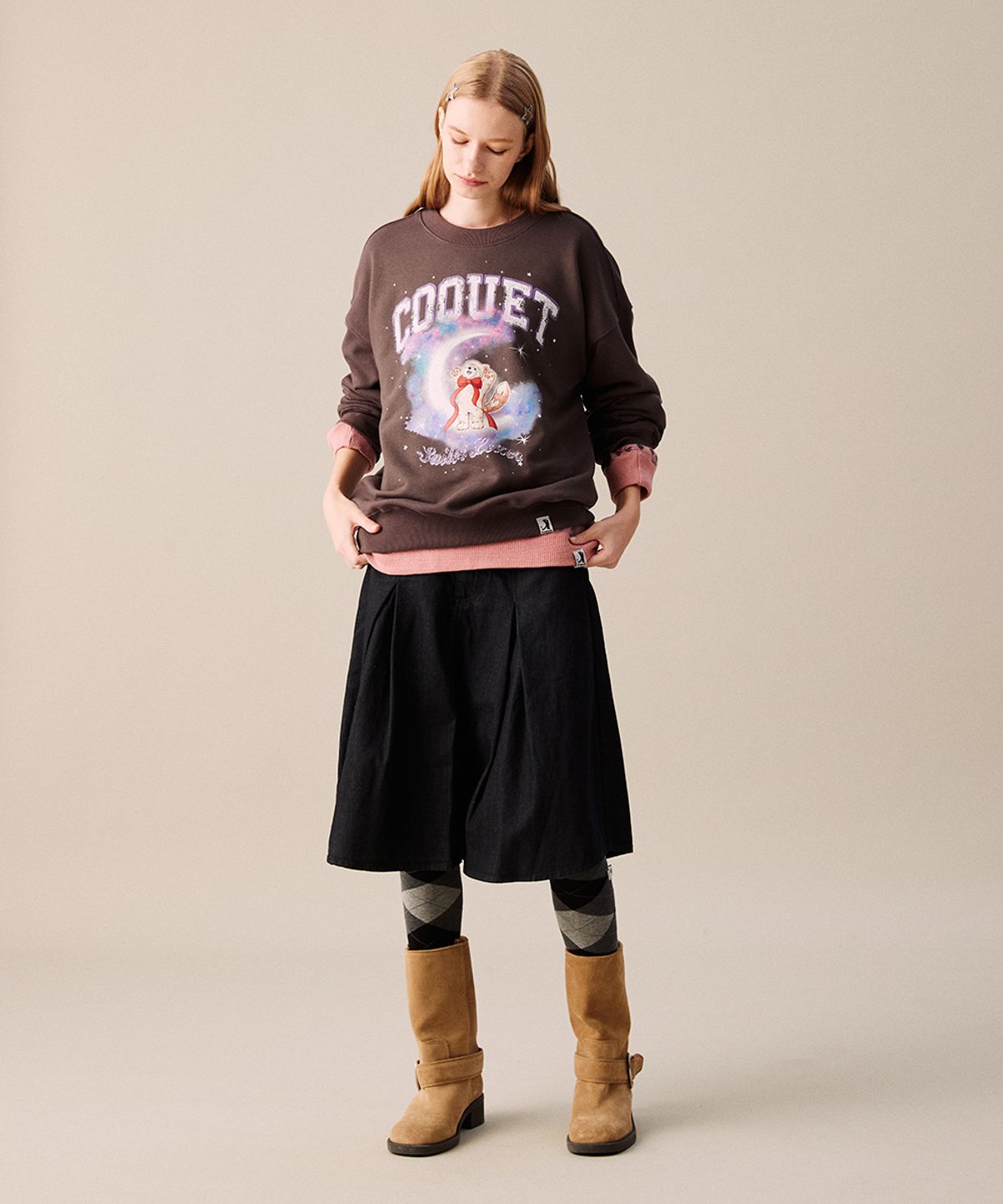 코케트(COQUET) [OVER-FIT] SAILOR MOON LESSER PANDA SWEATSHIRT CHARCOAL