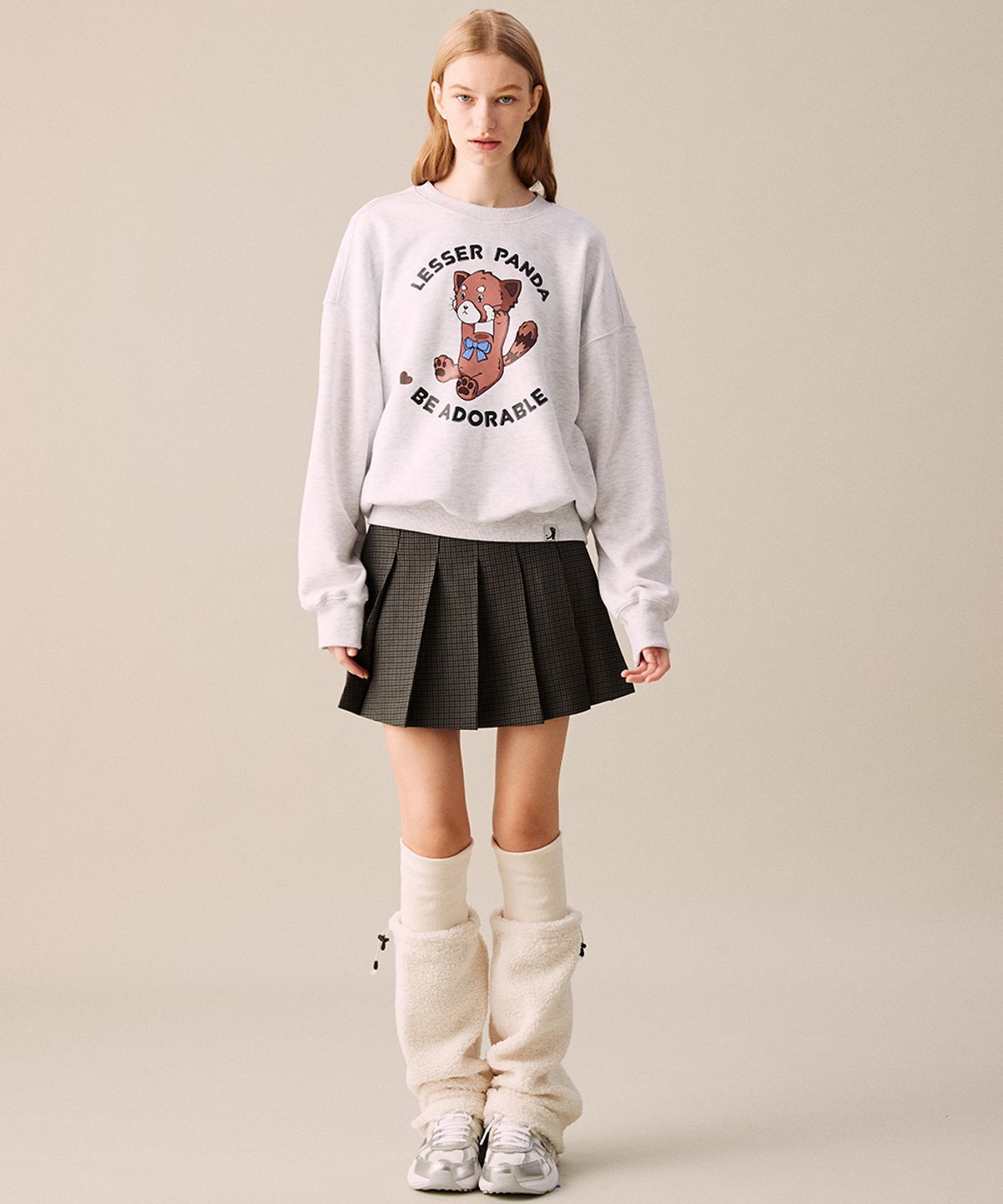 코케트(COQUET) [OVER-FIT] BIG-HEADED LESSER PANDA SWEATSHIRT WHITE MELANGE