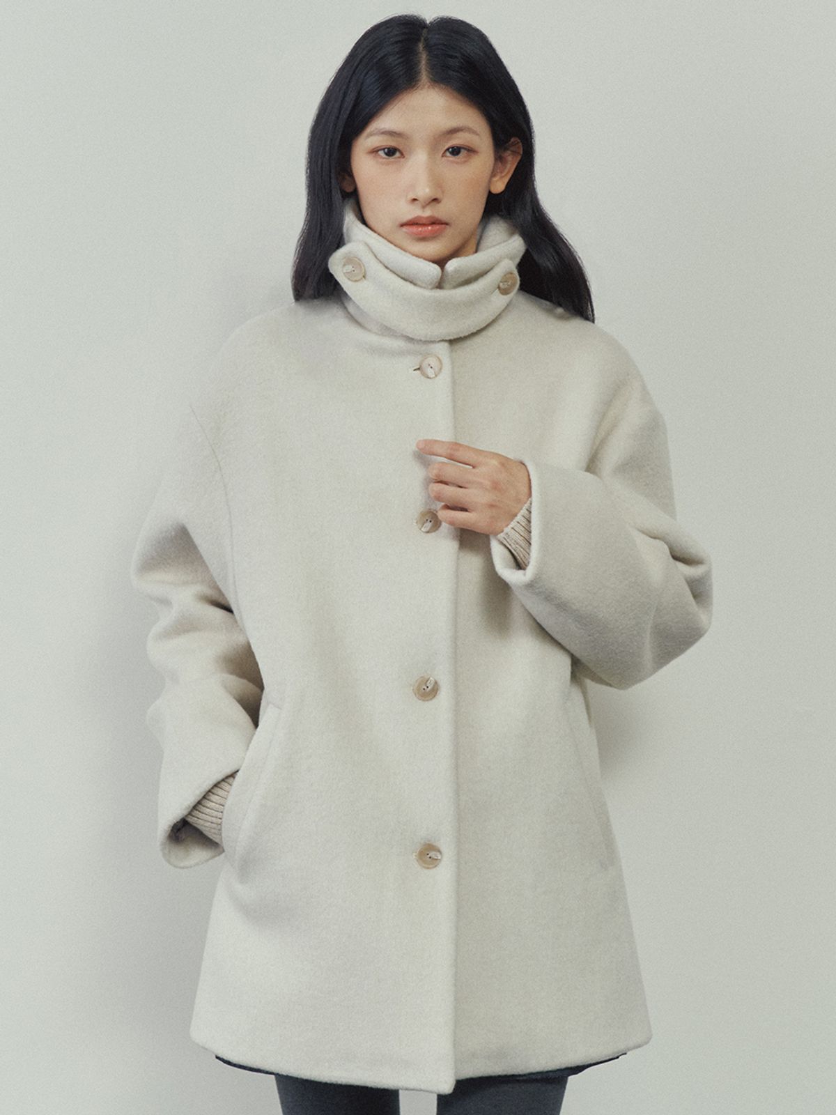 지앤지비(GNGB) 알파카 하프코트_Ivory