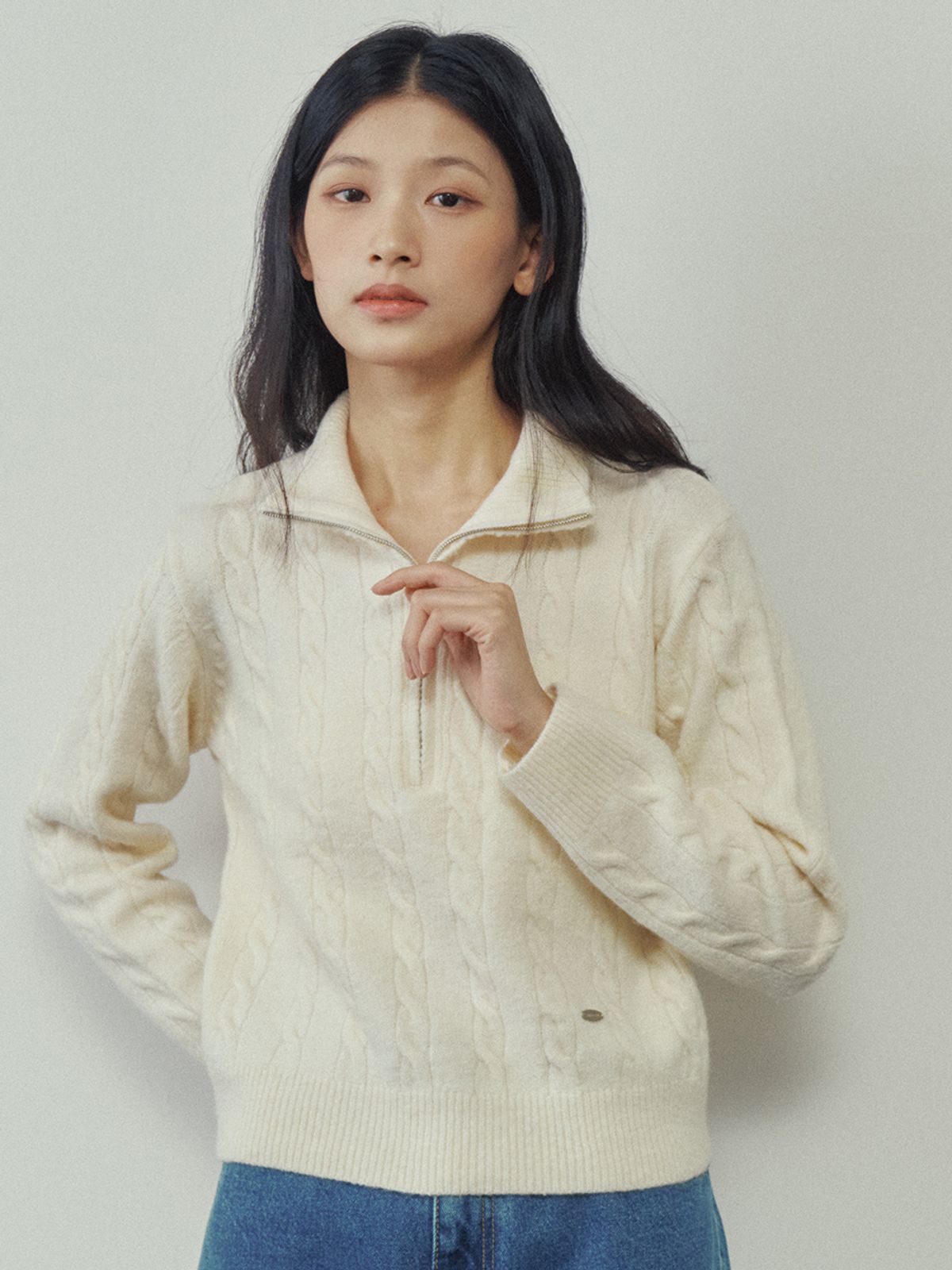 지앤지비(GNGB) 리브드 하프집업 스웨터_Ivory