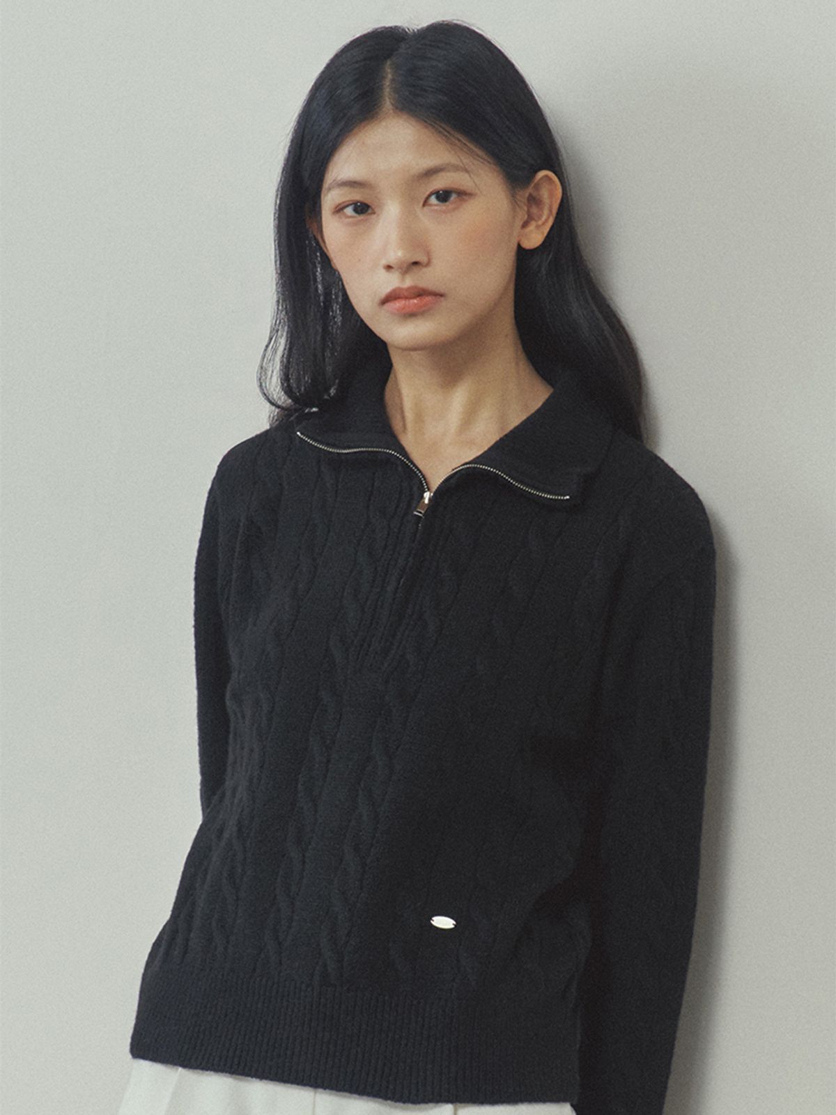 지앤지비(GNGB) 리브드 하프집업 스웨터_Black