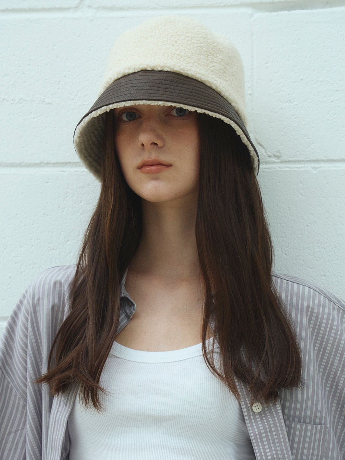 메르헨(MERCHEN) Teddy leather bucket hat_2color
