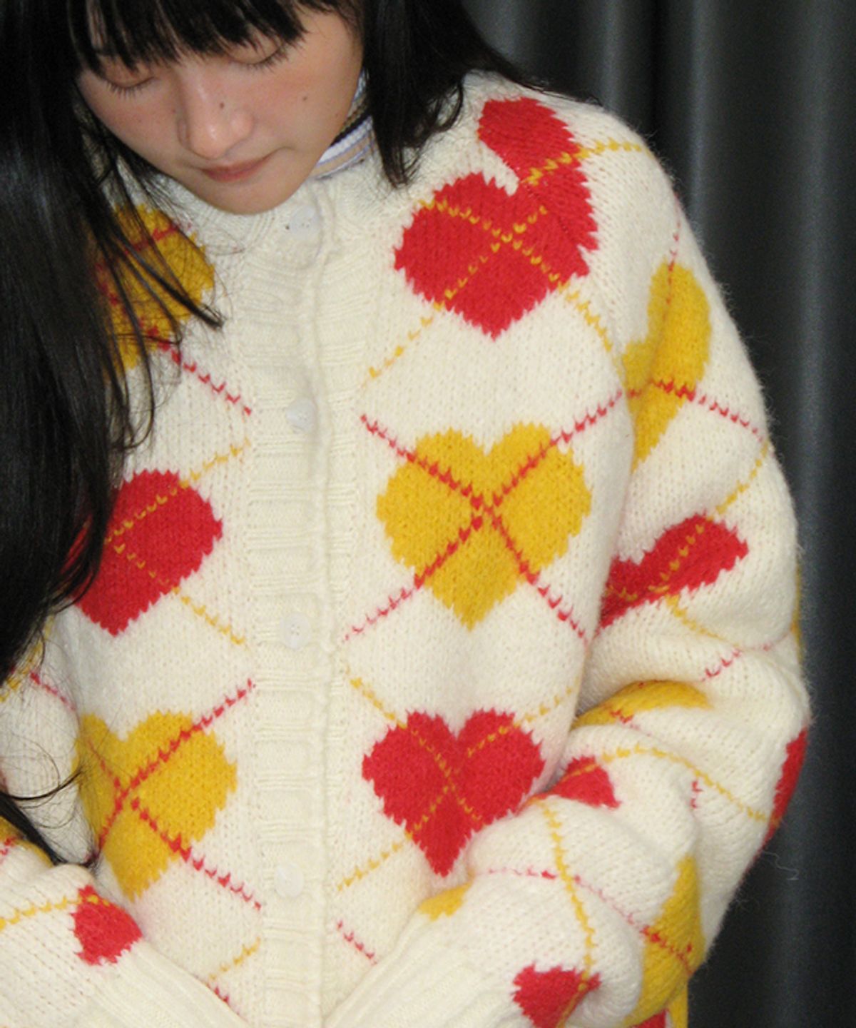 론론(RONRON) HEART ARGYLE HEAVY KNIT OVER FIT CARDIGAN IVORY
