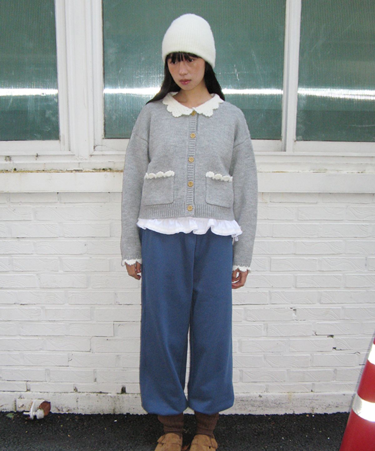 론론(RONRON) WAVY COLLAR POCKET HANDMADE KNIT CARDIGAN GREY