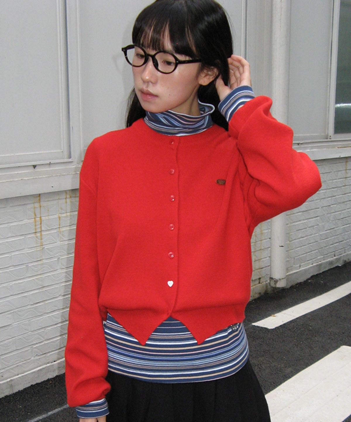론론(RONRON) BUTTON POINTED BASIC KNIT CARDIGAN RED