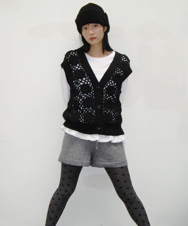 ★24-25FW新作★RONRON★FLOWER CROCHET HANDMADE KNIT VEST MUSINSA | RONRON FLOWER CROCHET HANDMADE KNIT VEST BLACK