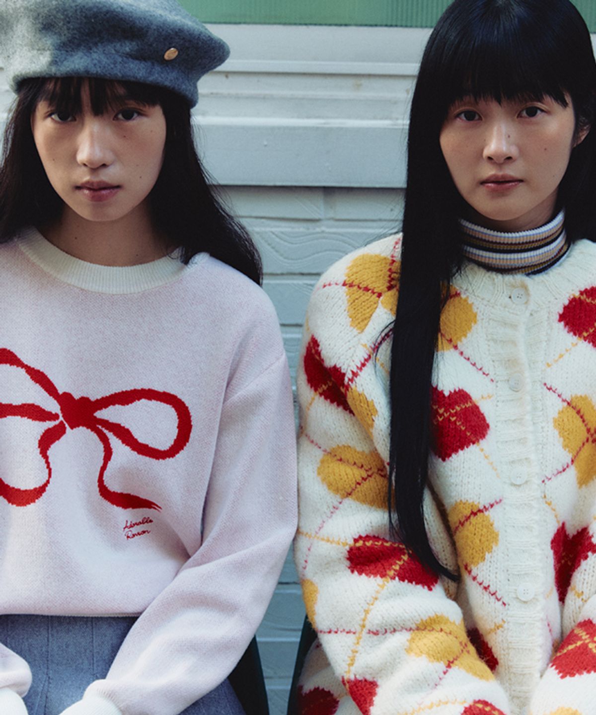 론론(RONRON) HEART RIBBON JACQUARD KNIT IVORY RED