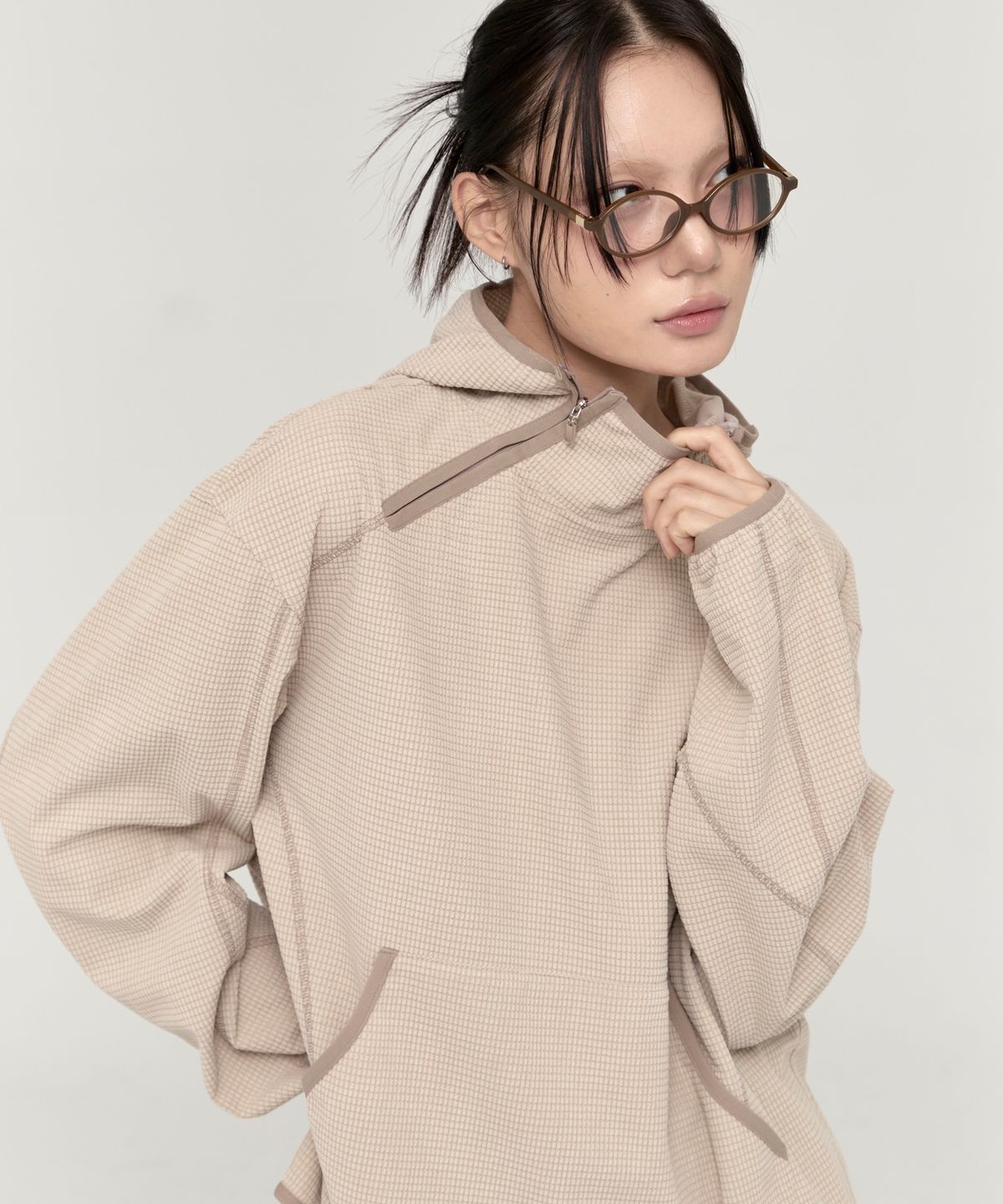러플(LUPL) 반집업 와플 후드 베이지