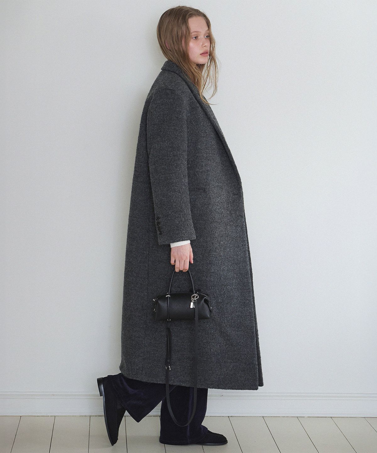 하우스 오브 폰드(HOUSE OF POND) Wool boucle double breasted coat (Charcoal)